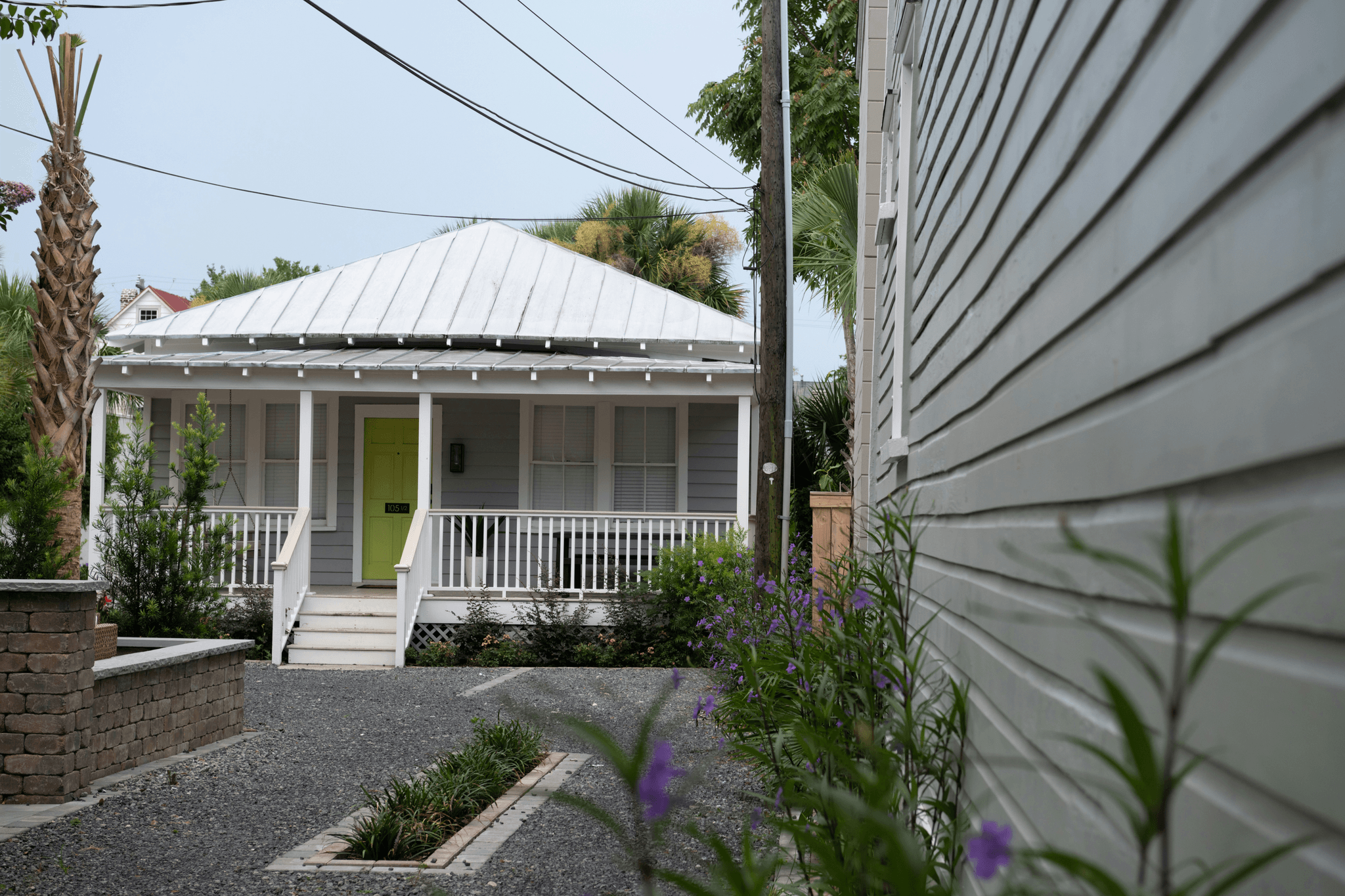 Cost comparison between PreFab Inc.'s pre-fabricated houses and traditional homes