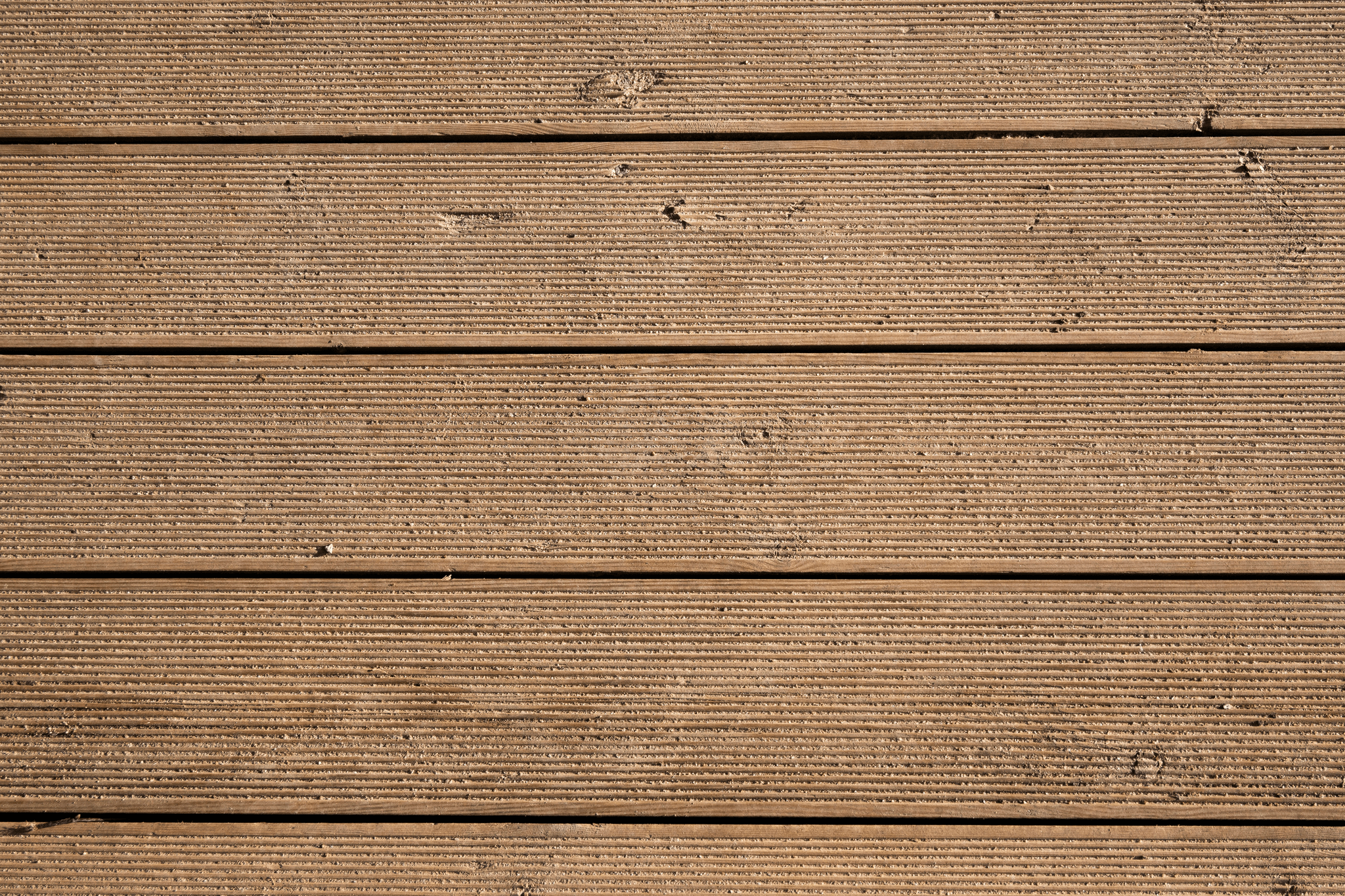 what is composite decking made of: different colors textures finishes