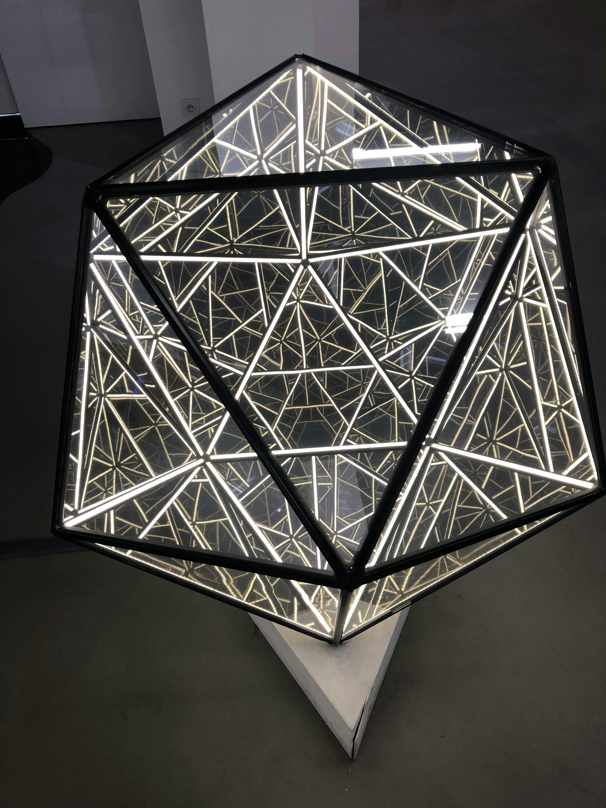 Creative and unique pendant light from Shinefuture - leading China light manufacturers