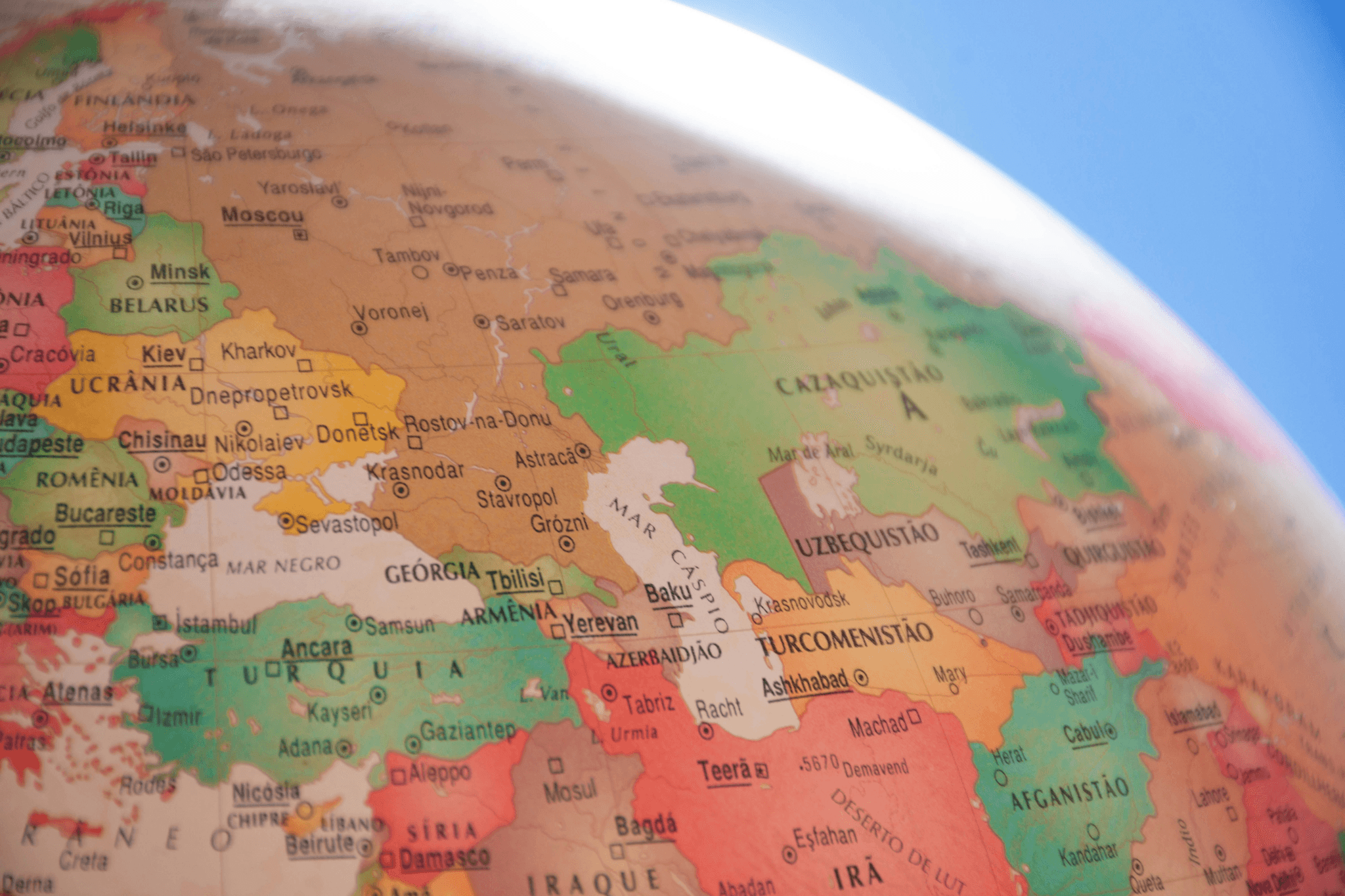 Global connections through near shoring