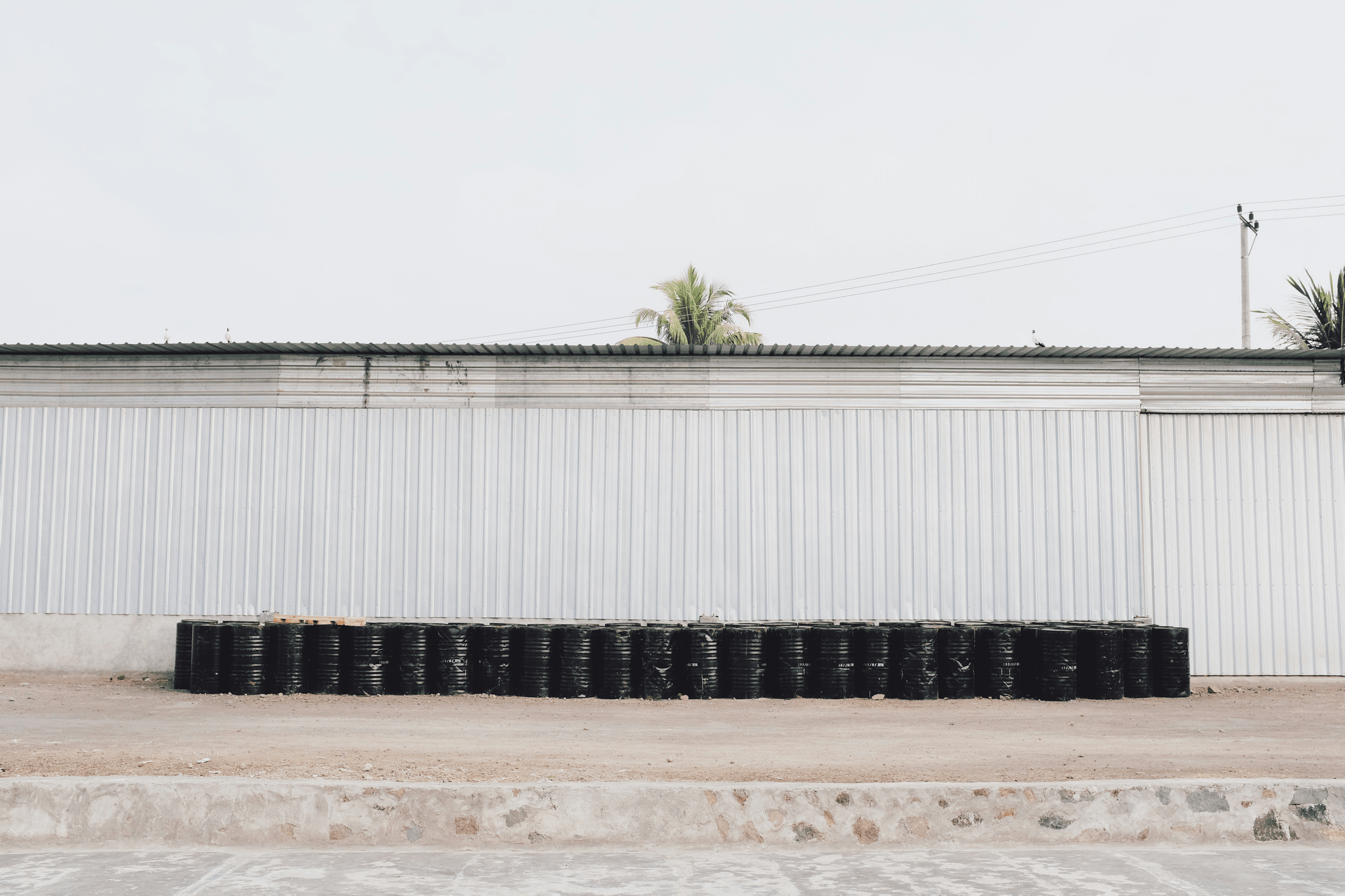 contenedores para almacenaje disponibles en PreFab Inc.