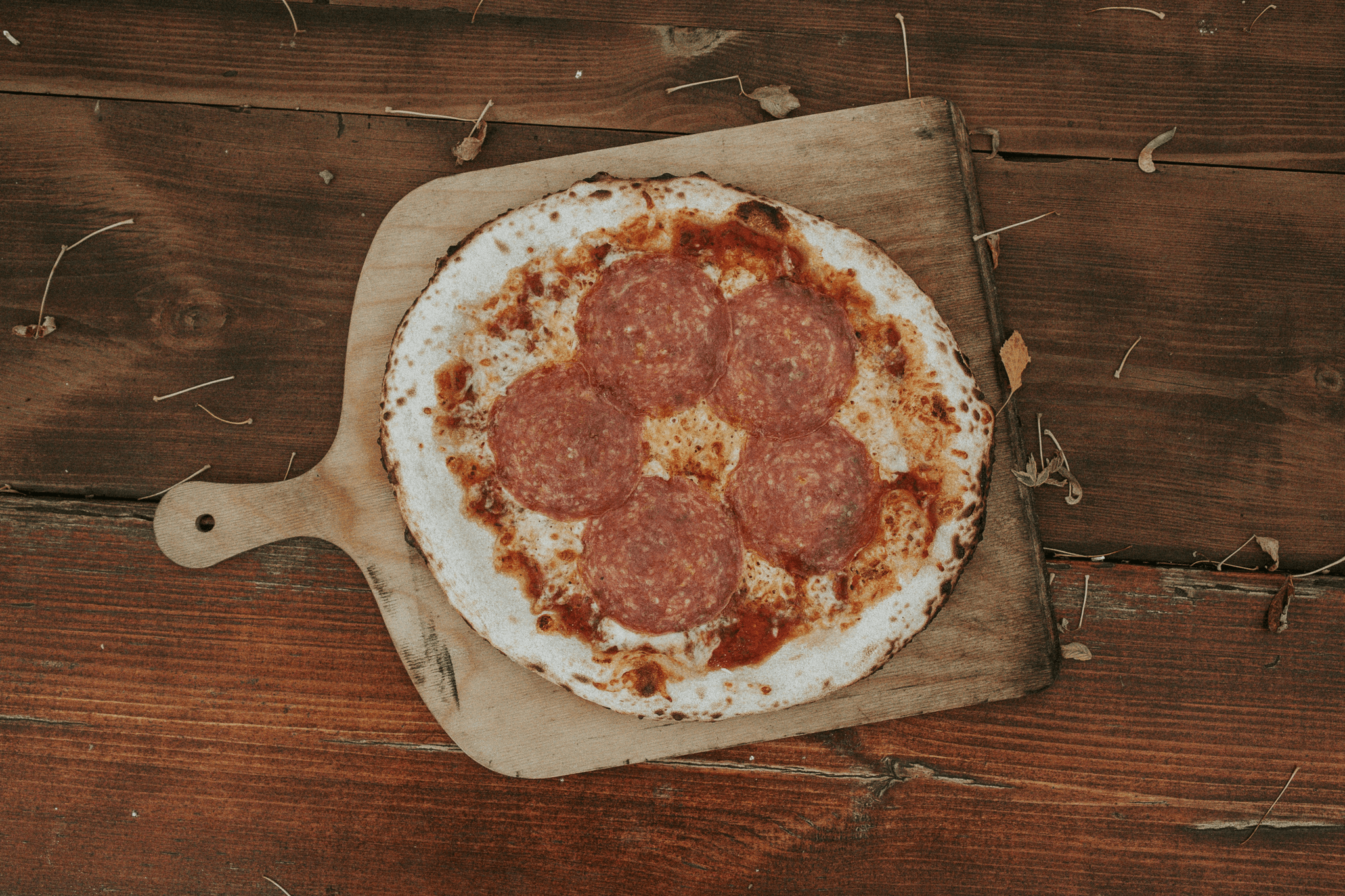 Delicious homemade pepperoni pizza recipe