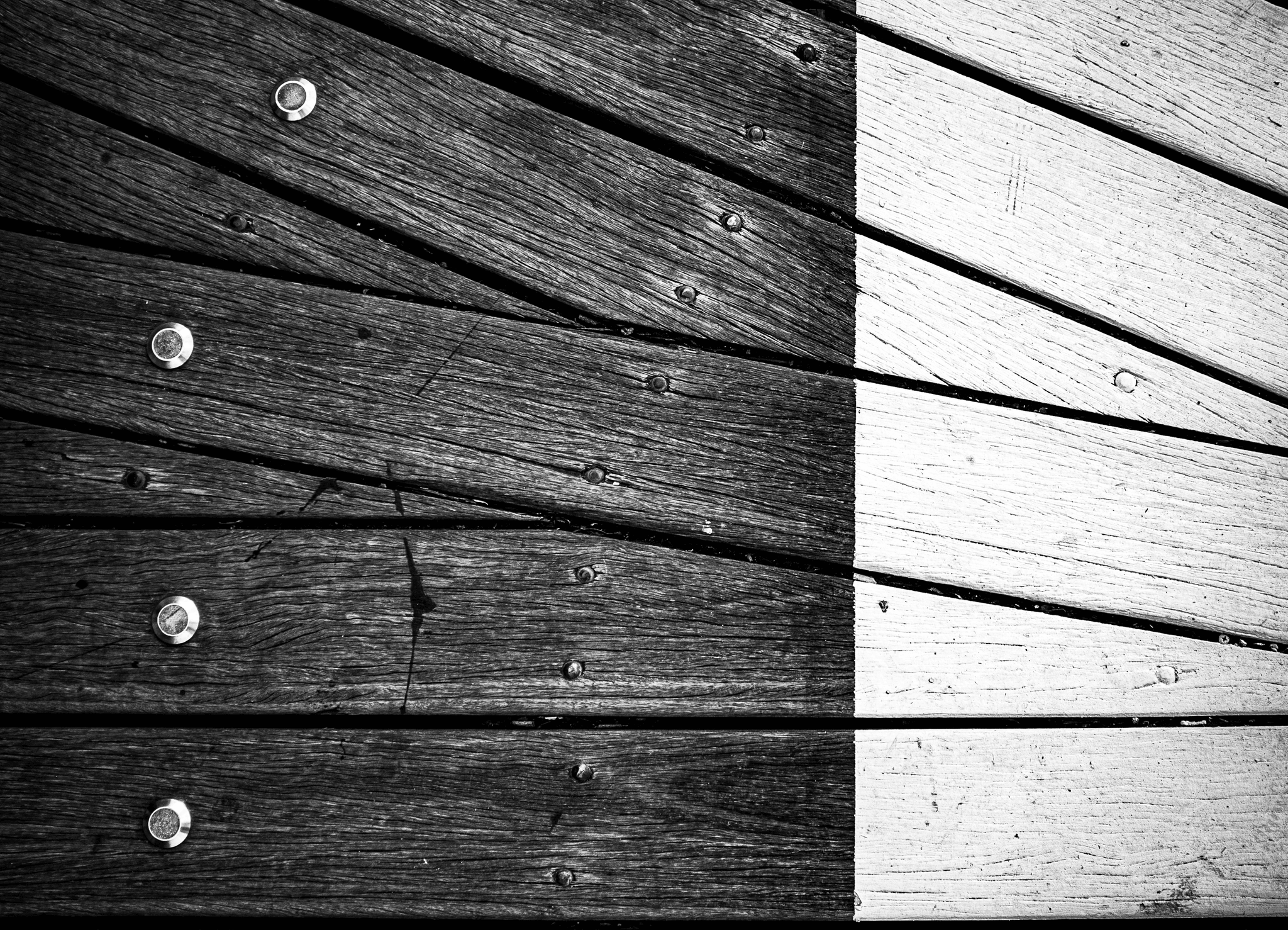 pvc vs composite decking comparison between two types