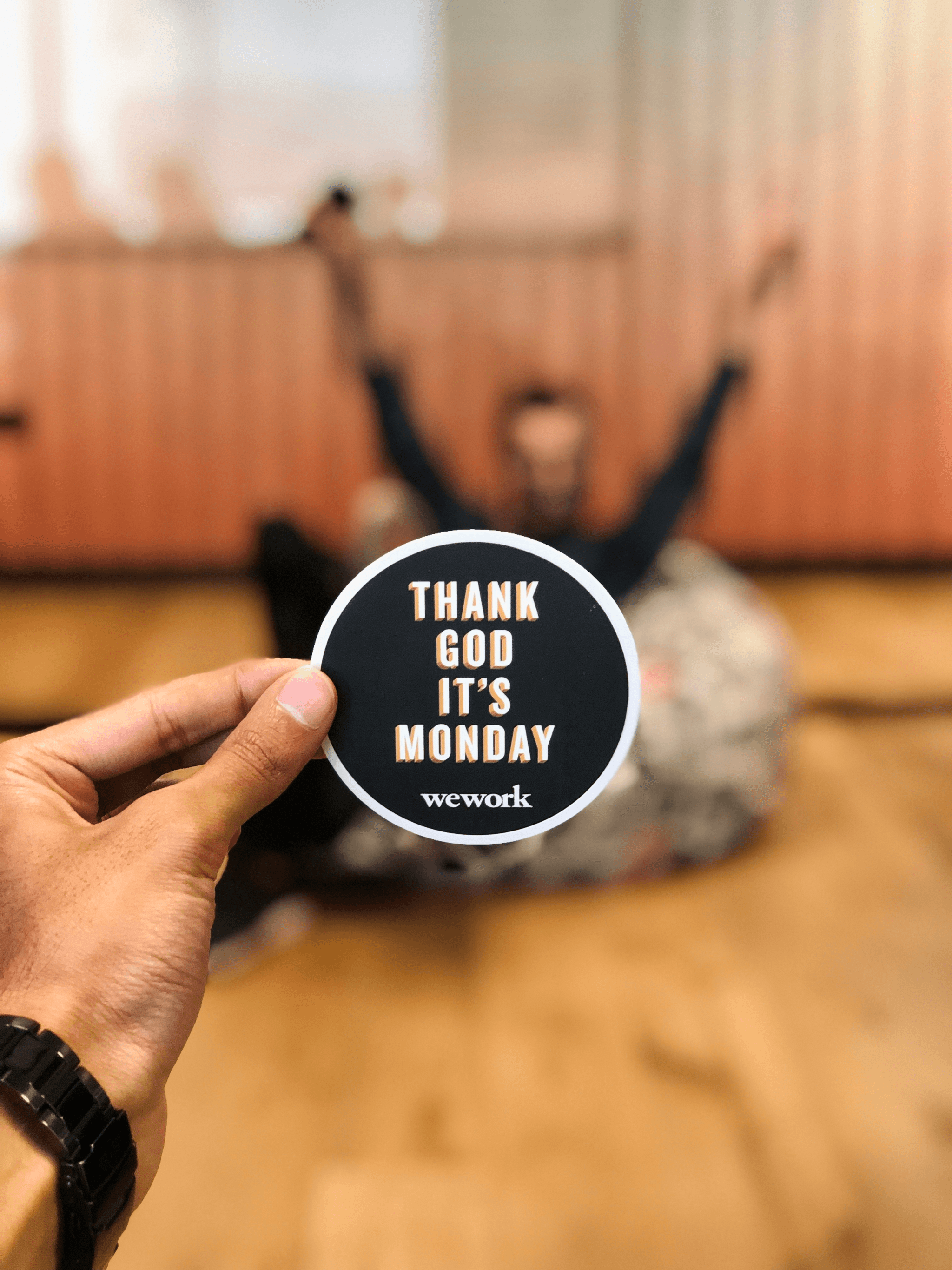 颱風假心理學｜為什麼我們那麼在意「有沒有放假」？｜淺顯易懂的行醫筆記｜療寮診所．板橋江子翠｜家醫科診所．健保一般科