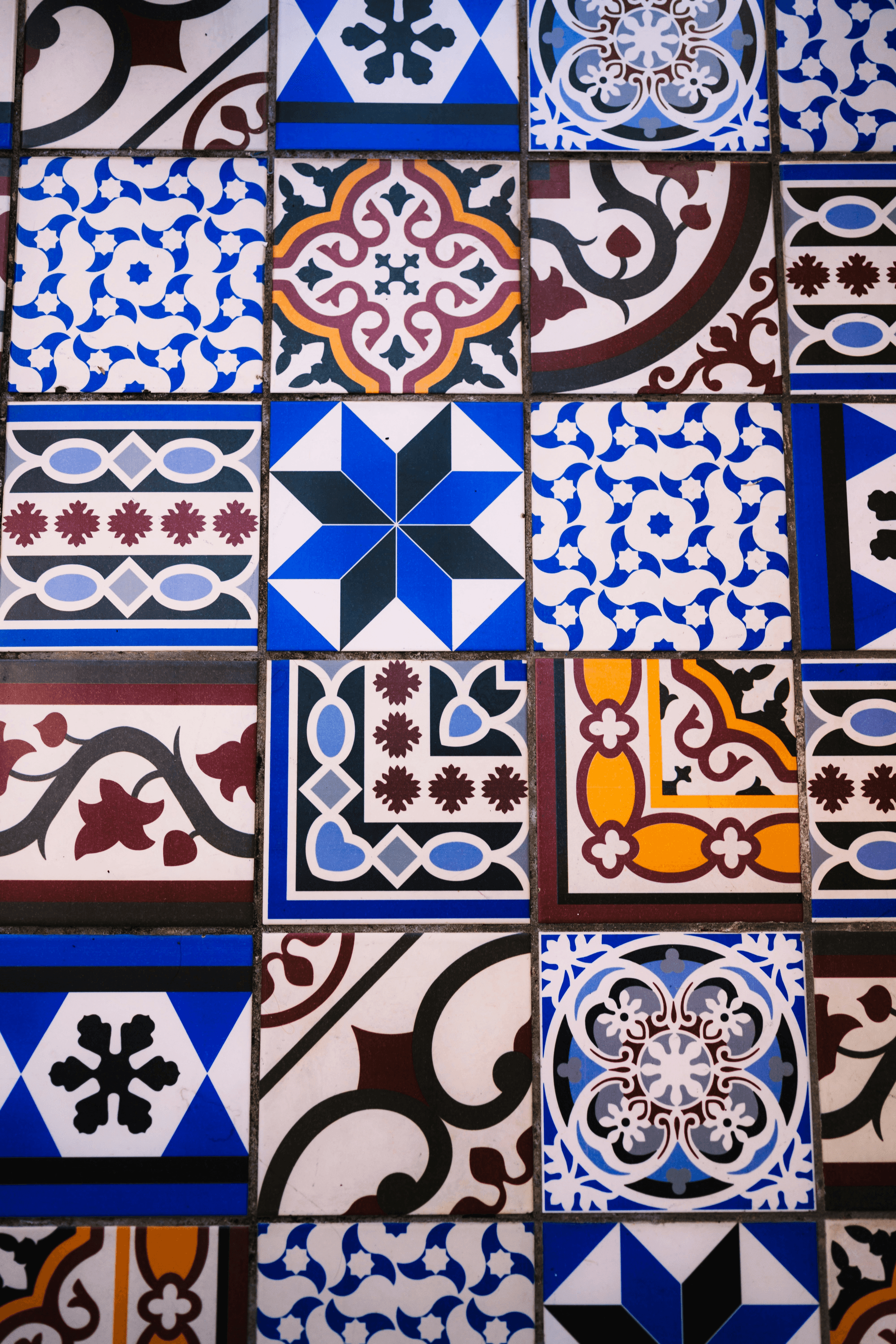 Floor Tiles Design Options Displayed