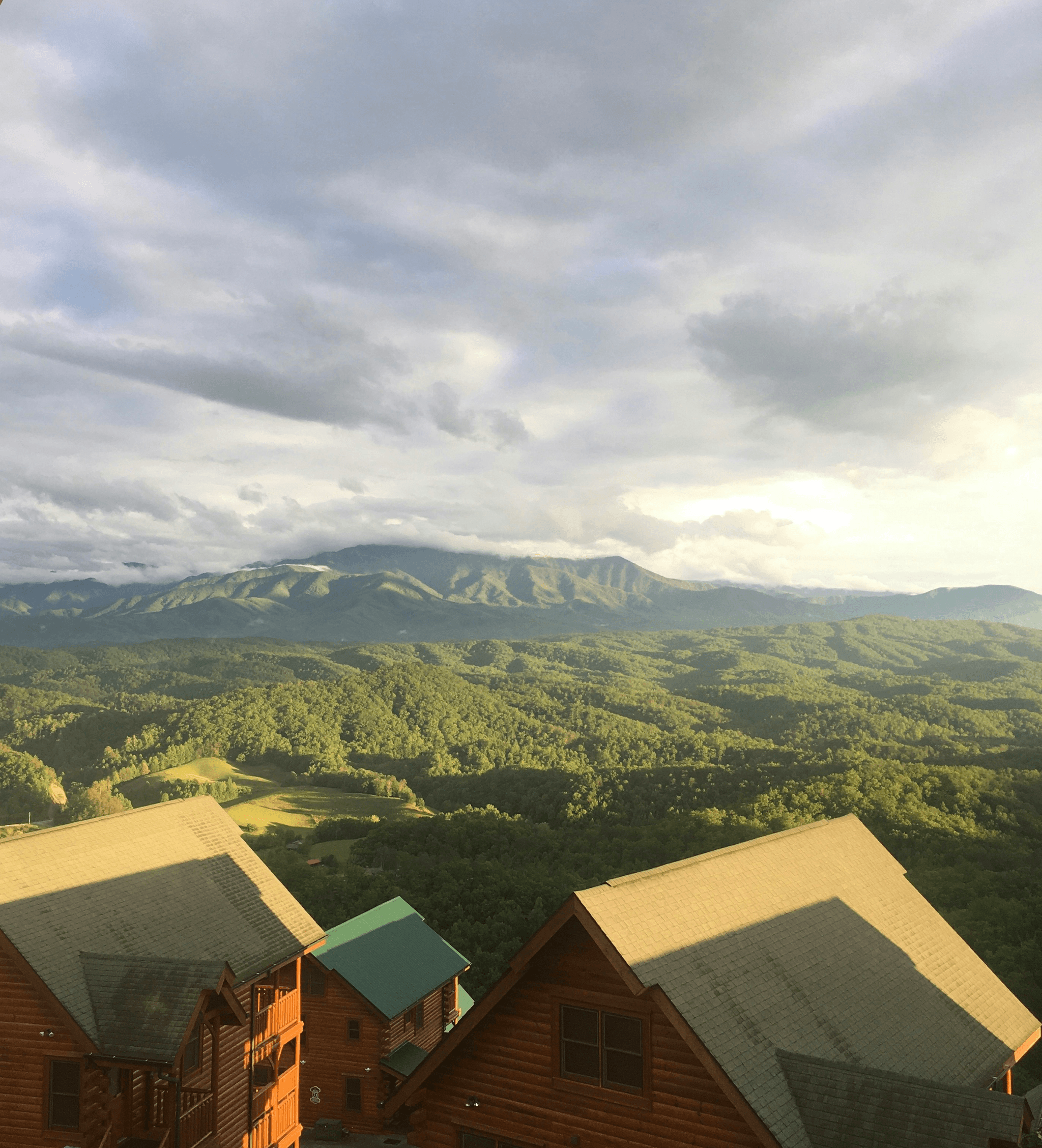 Luxury cabin retreat in the heart of smoky mountain cabins