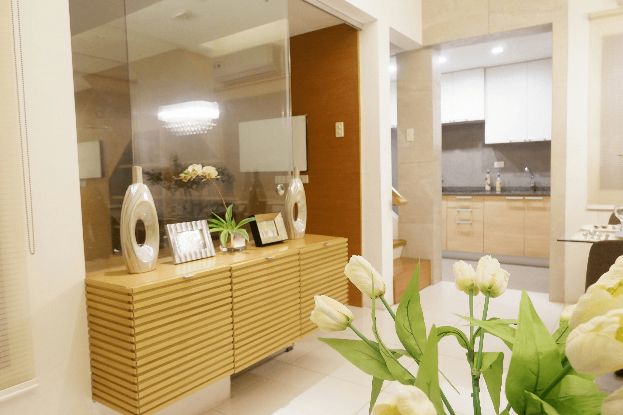 Luxury Capsule House Design with Premium Finishings