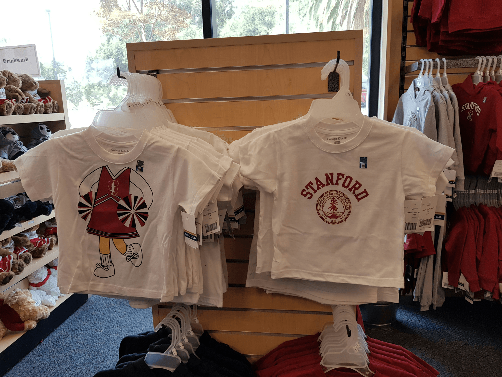 best print on demand sites merchandise display