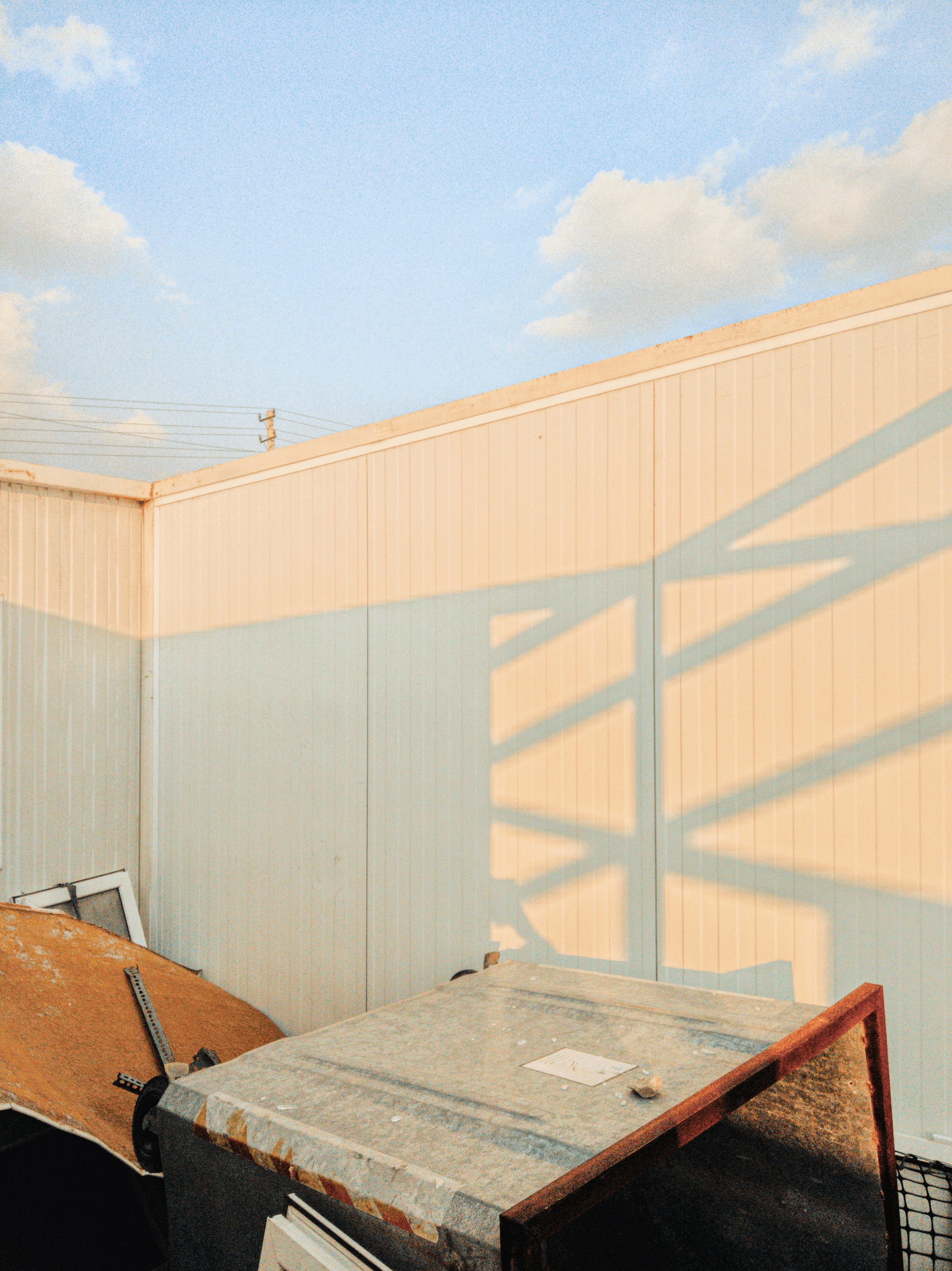 Insulation challenges in cargo container houses