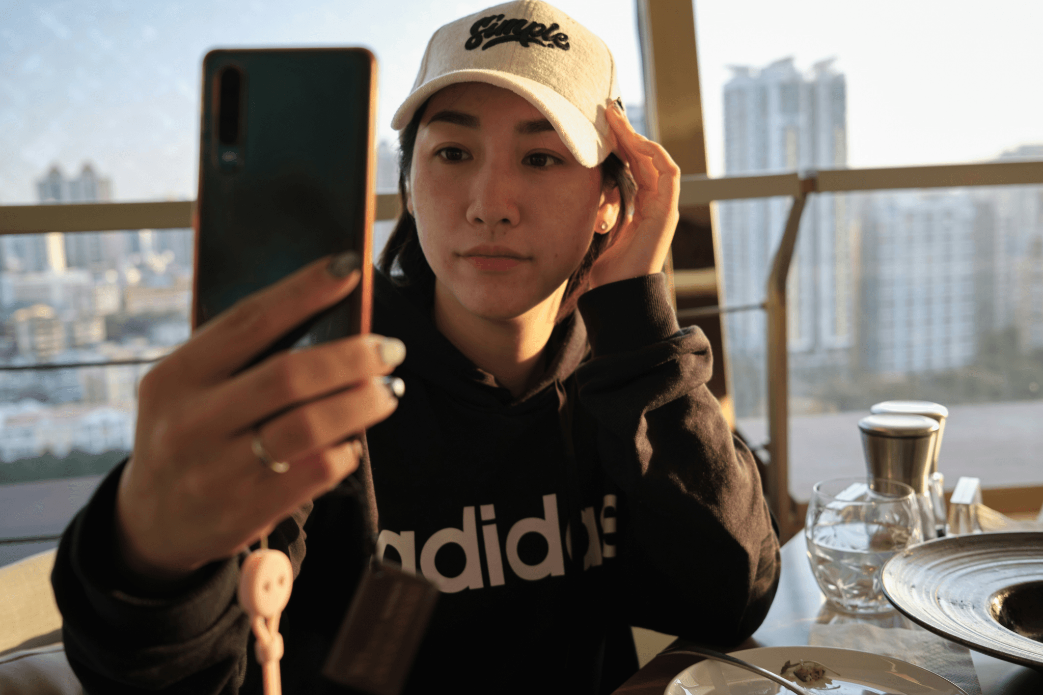 Successful business meeting between Chinese suppliers SSOURCING INC. and Xiaomi executives