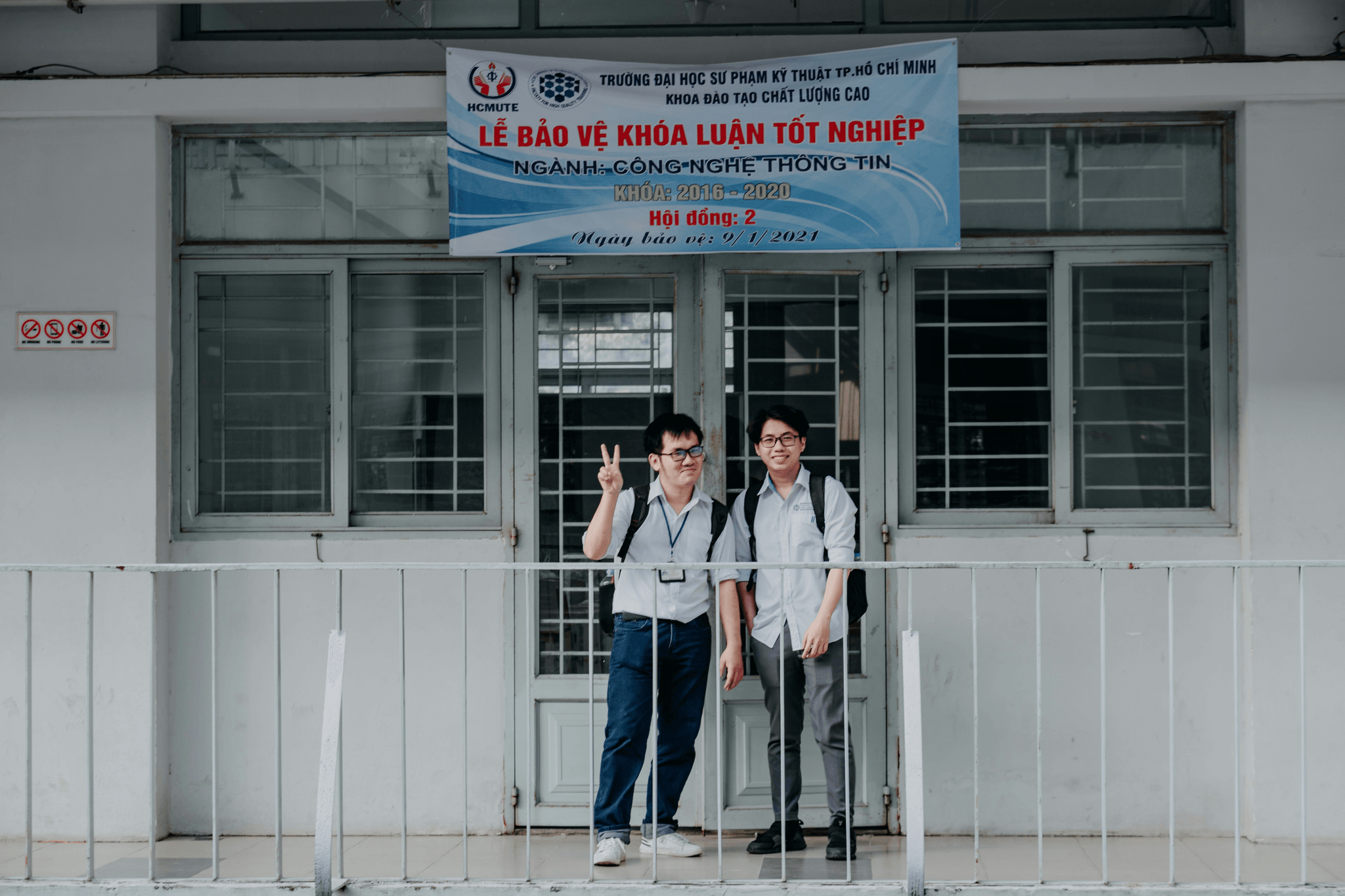 portable school buildings showcased in vibrant outdoor setting