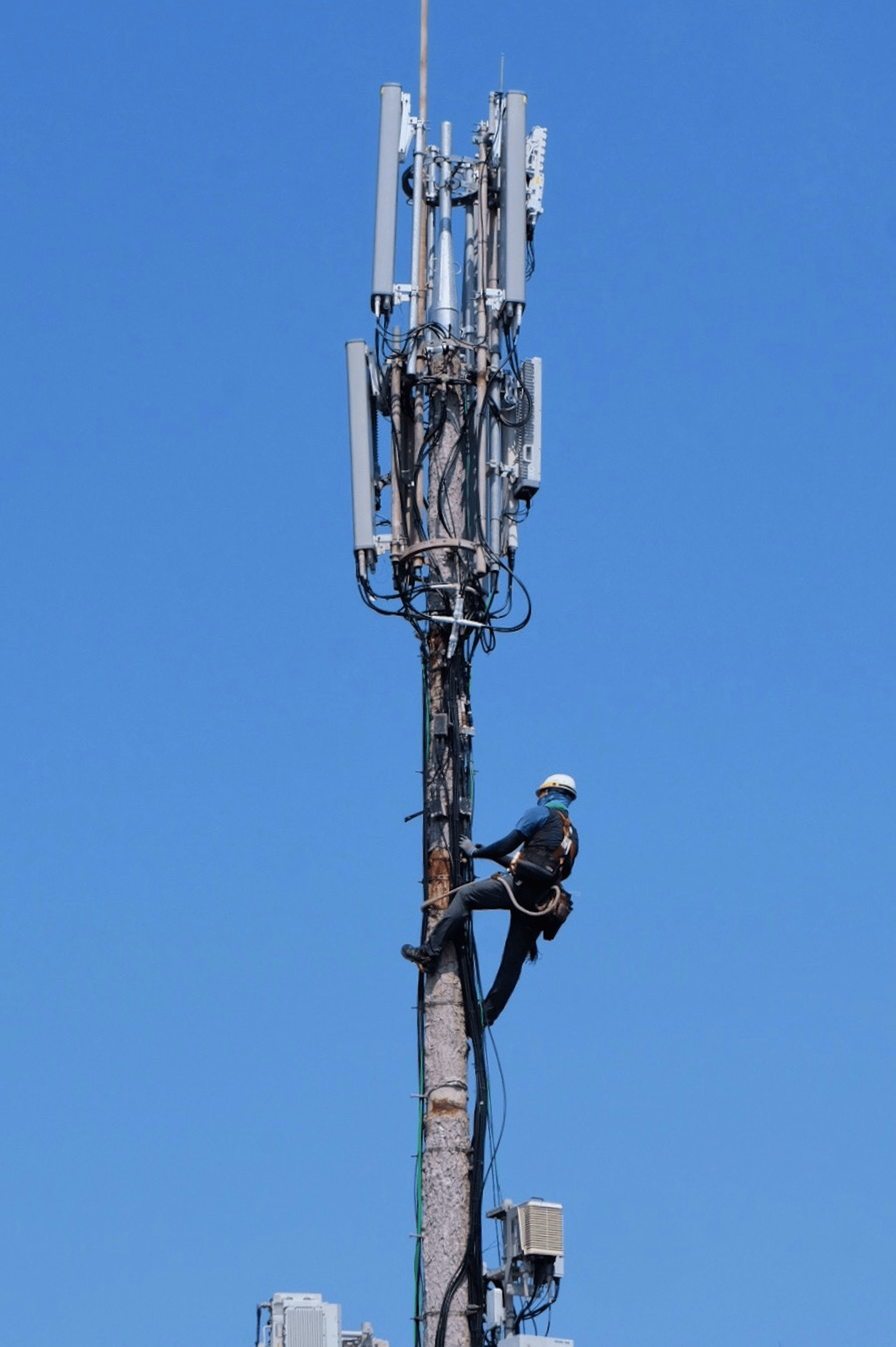 我們提供全面的數位資產保護措施，幫助企業有效管理和保護其數據，以防止數據洩漏和網絡攻擊。 數位資產防護 我們的解決方案 We are a cybersecurity company focused on protecting smart buildings, OT systems, and digital property assets. Our solutions secure PropTech deployments without disrupting operations.