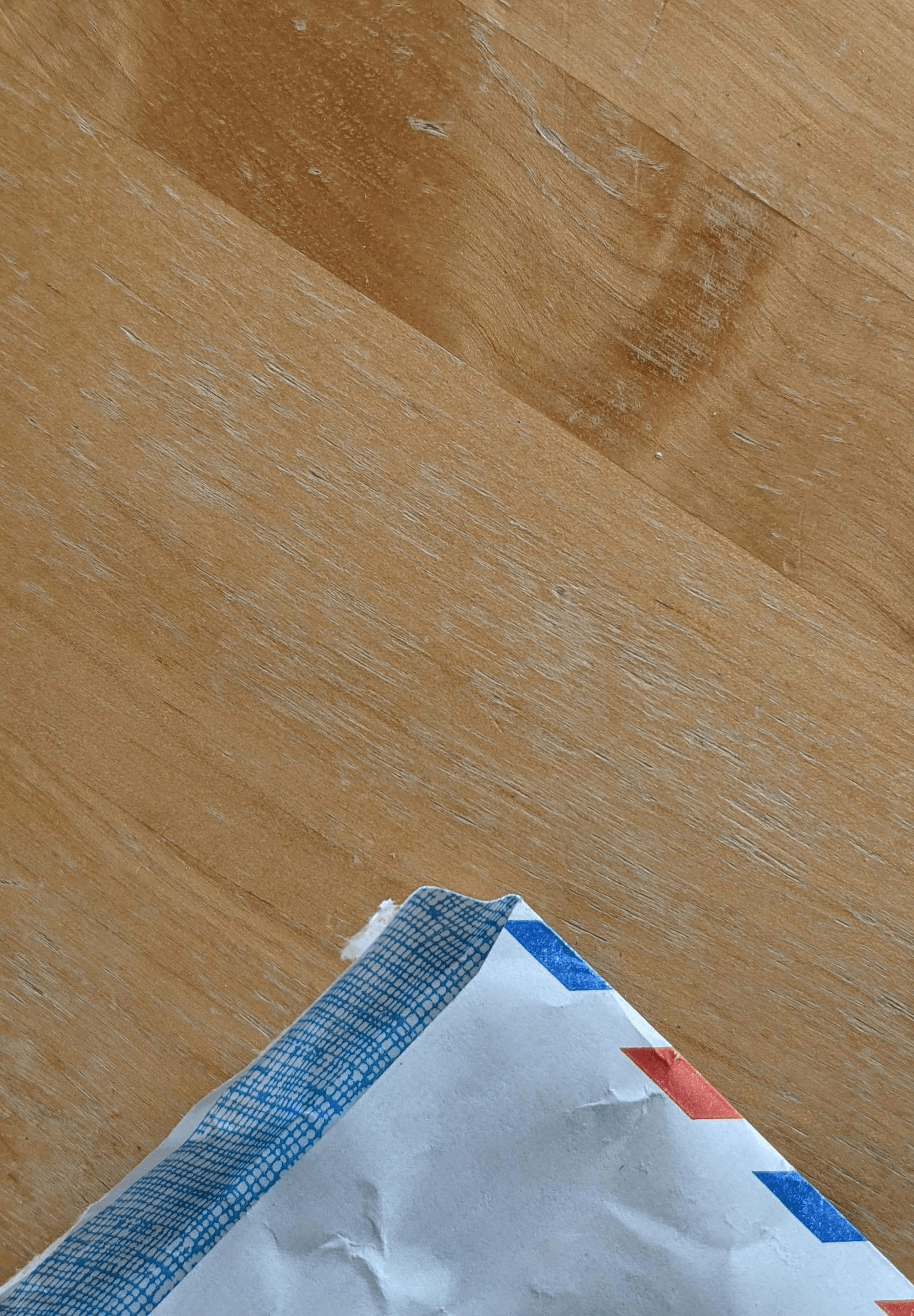 Applying eco friendly polyurethane sealer on wooden floor