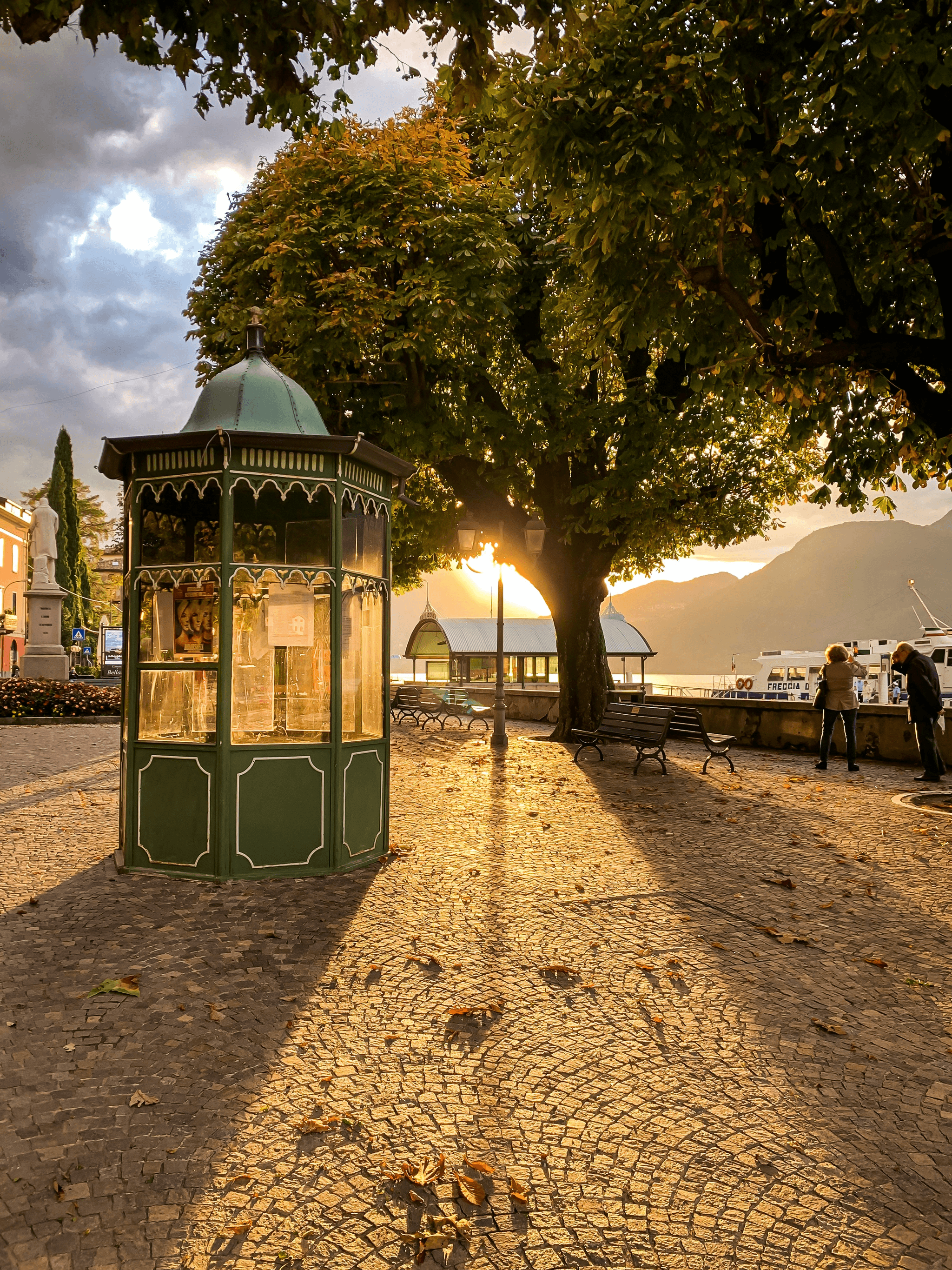 Eco-friendly mobile guard booth with sustainable features.