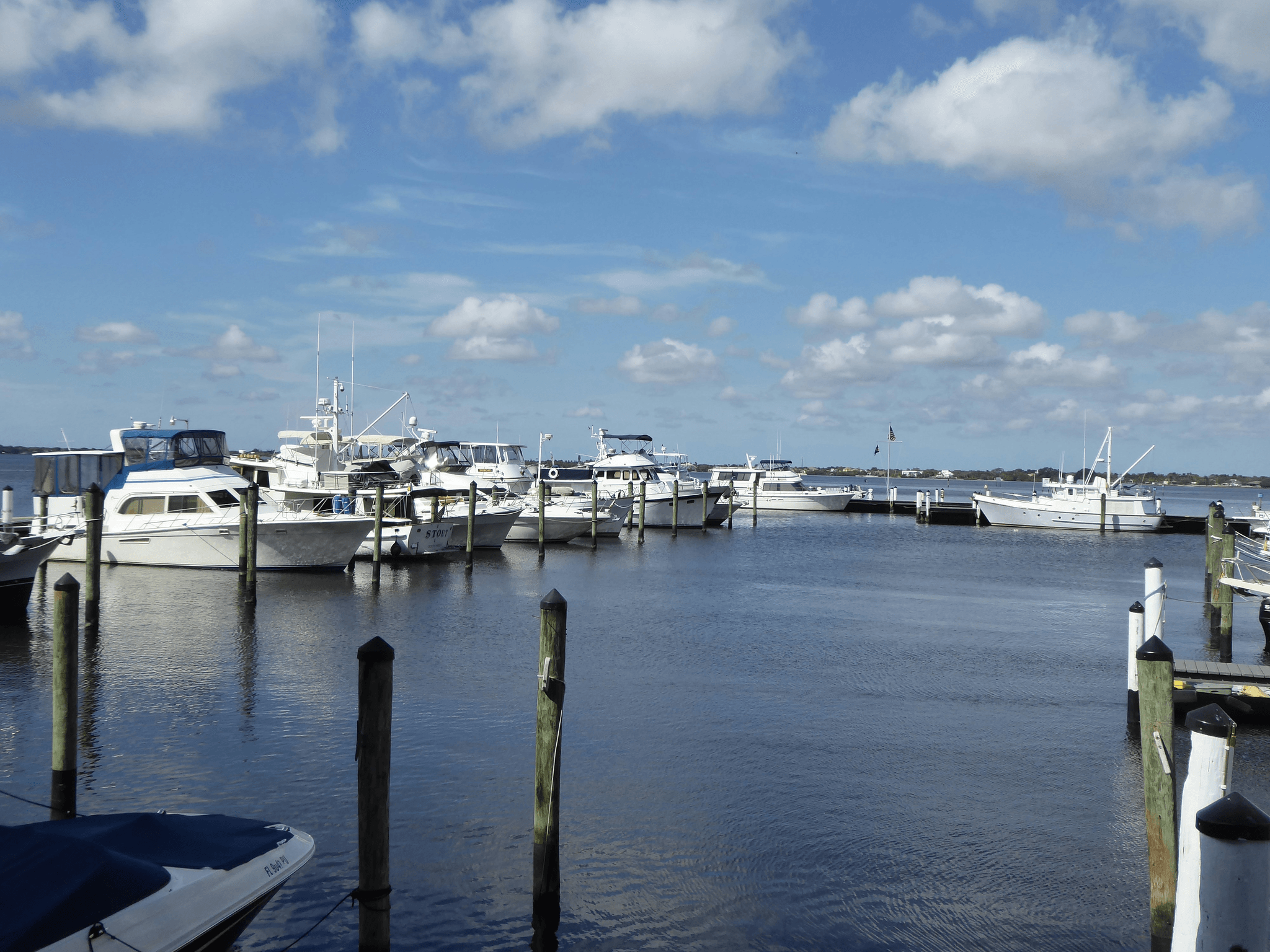 how much does a fishing boat cost comparison between sizes