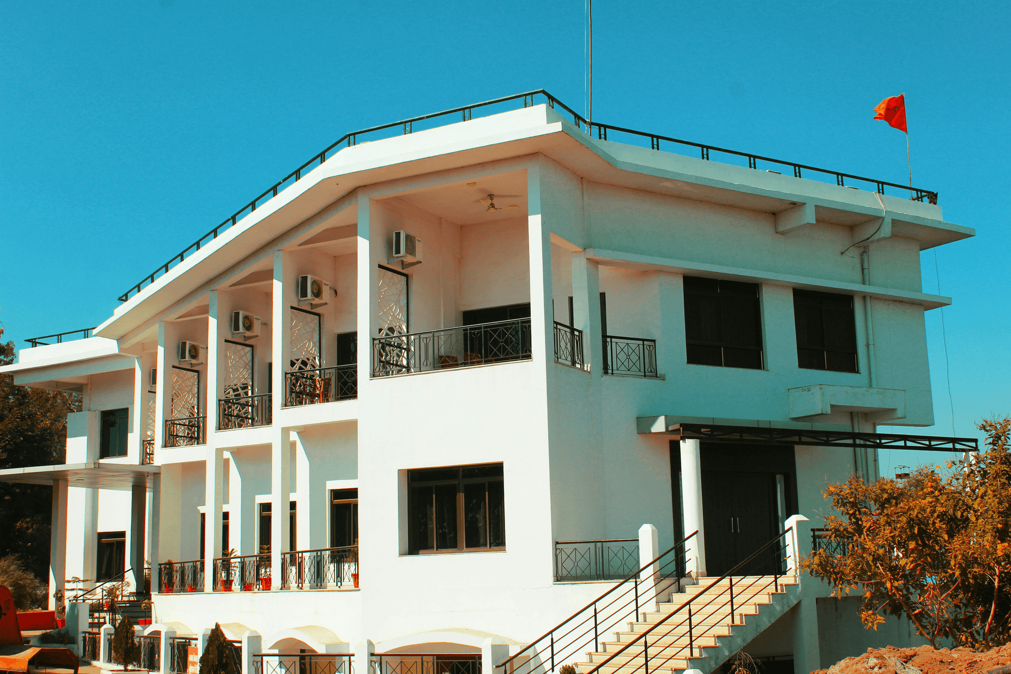 Job Opportunity Experienced Male Boarding House Parent...