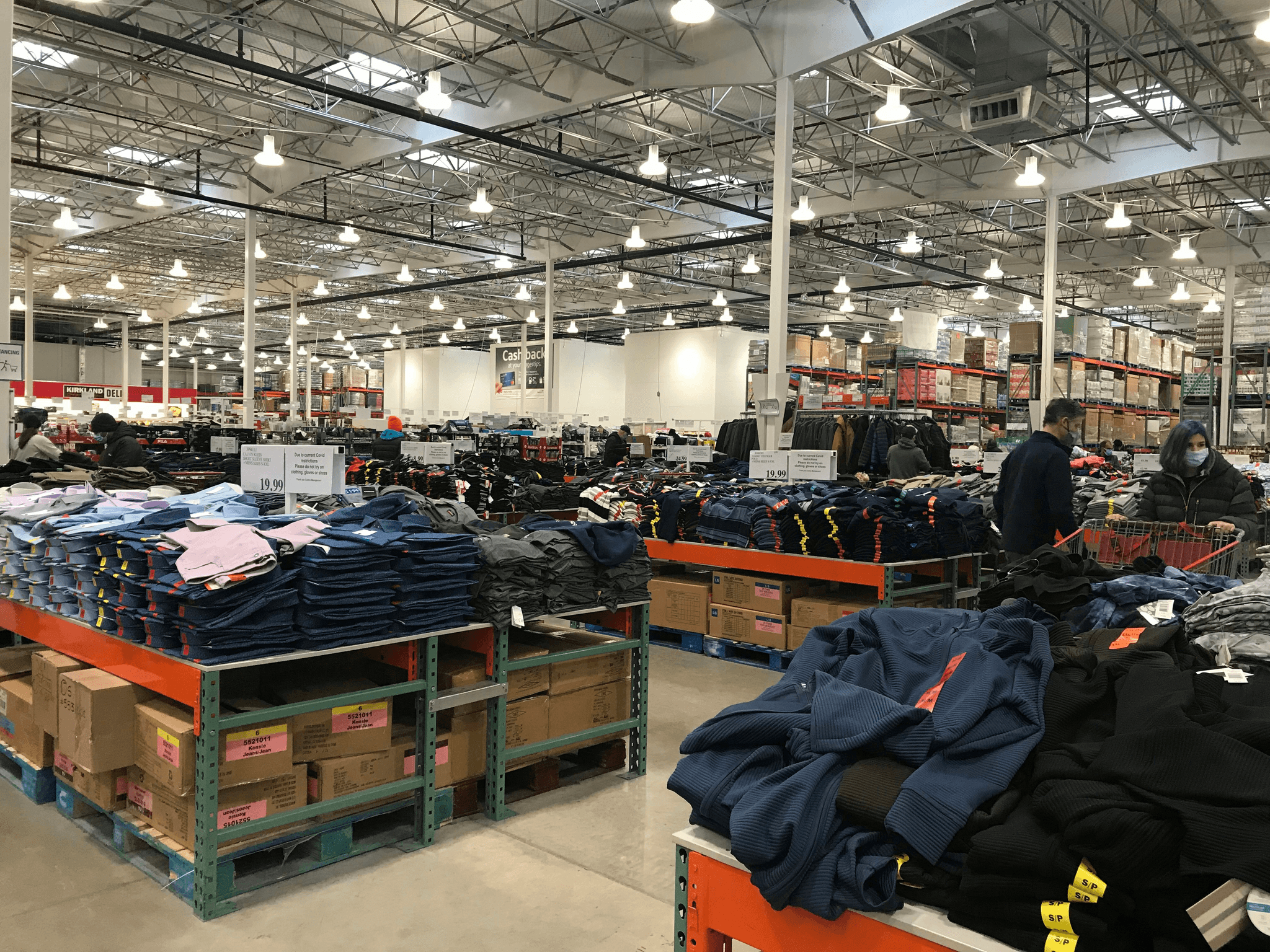 Efficient warehousing solutions with Tianjin Clothing Manufacturers & Guangzhou Apparel Suppliers