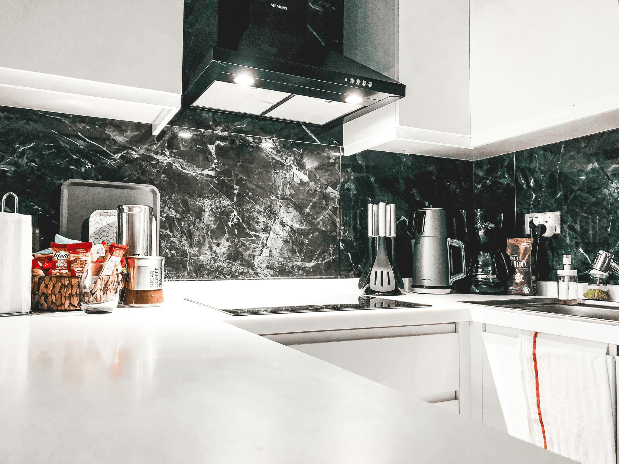 Foshan building materials in modern kitchen design