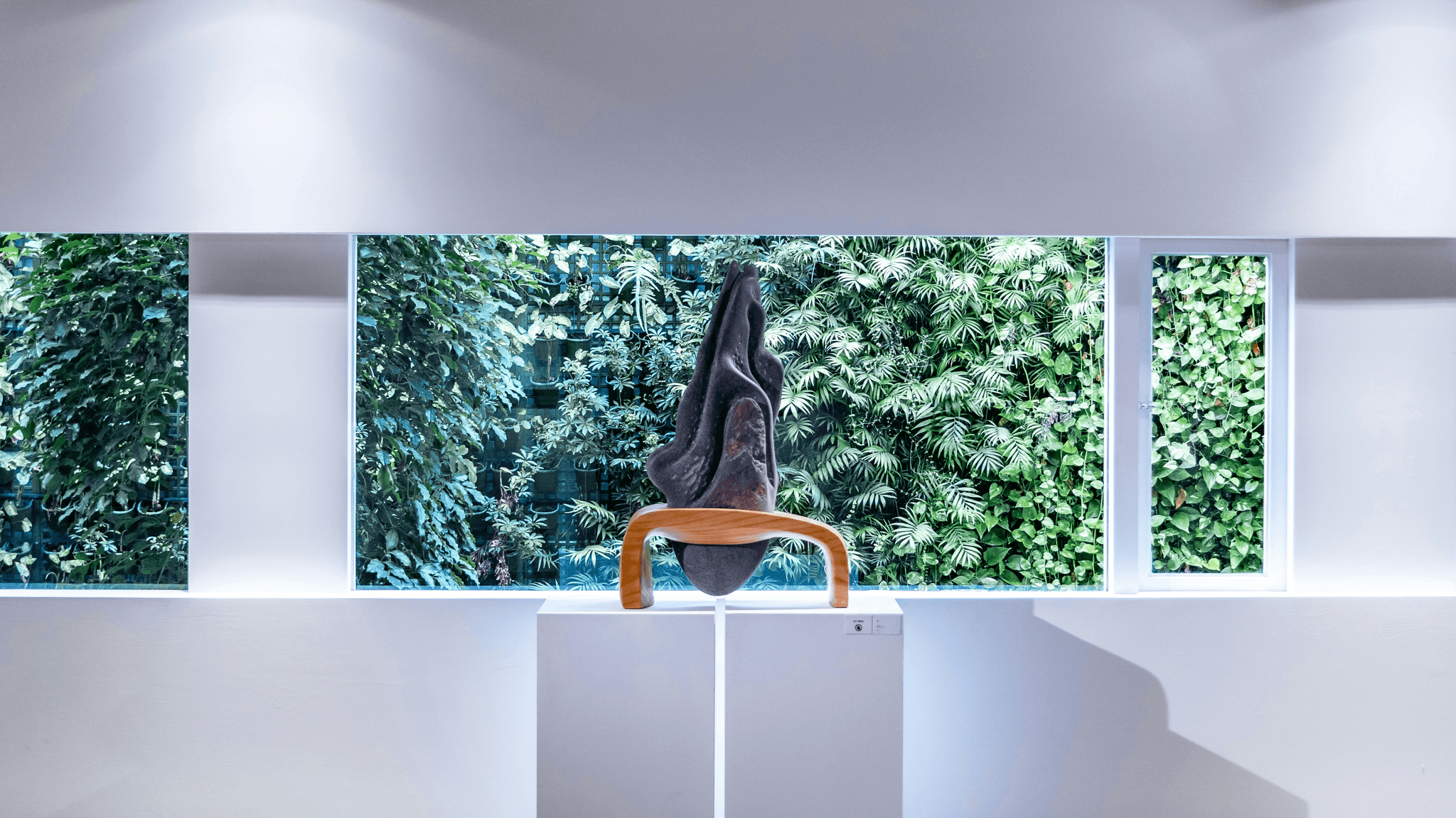 Explore trends influencing space capsule house price in sustainable housing.