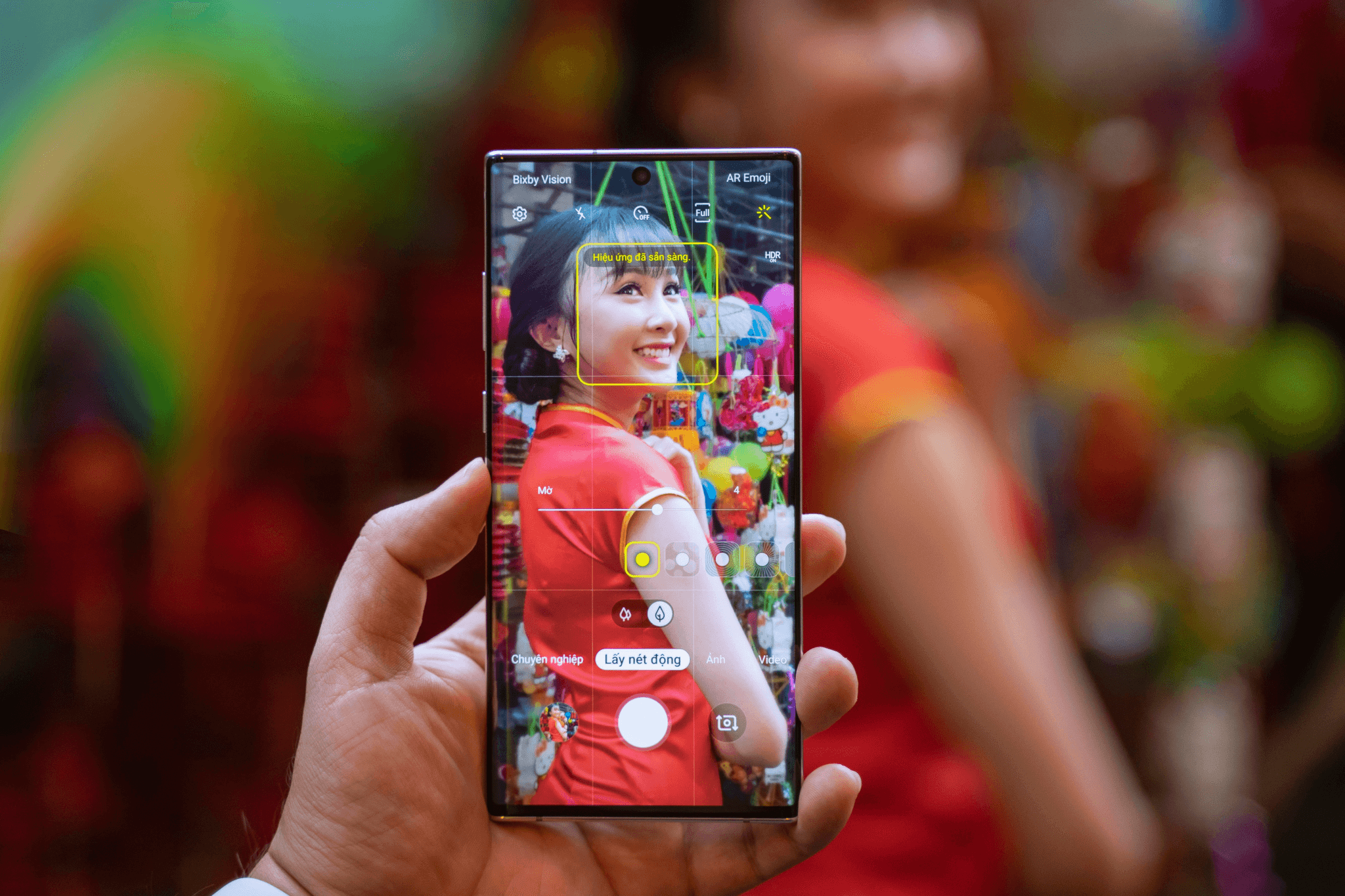 Cutting-edge Chinese made smartphone with high-resolution display