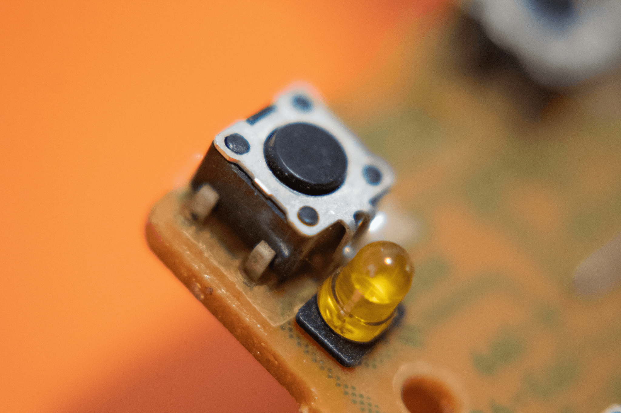 Electronic Components verification using visual inspection and testing