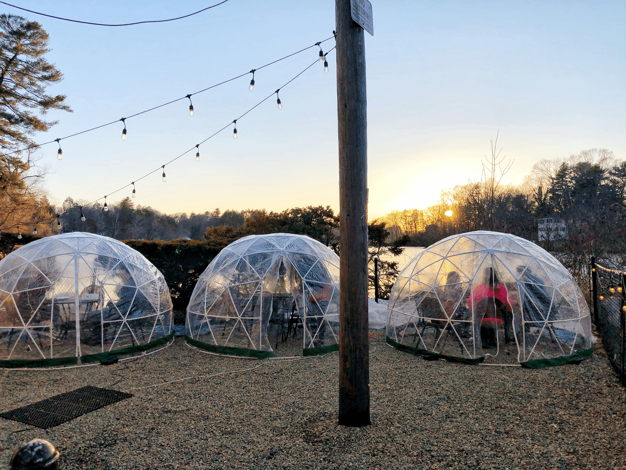 China round tent manufacturers - Versatile geodesic dome tent in outdoor setting