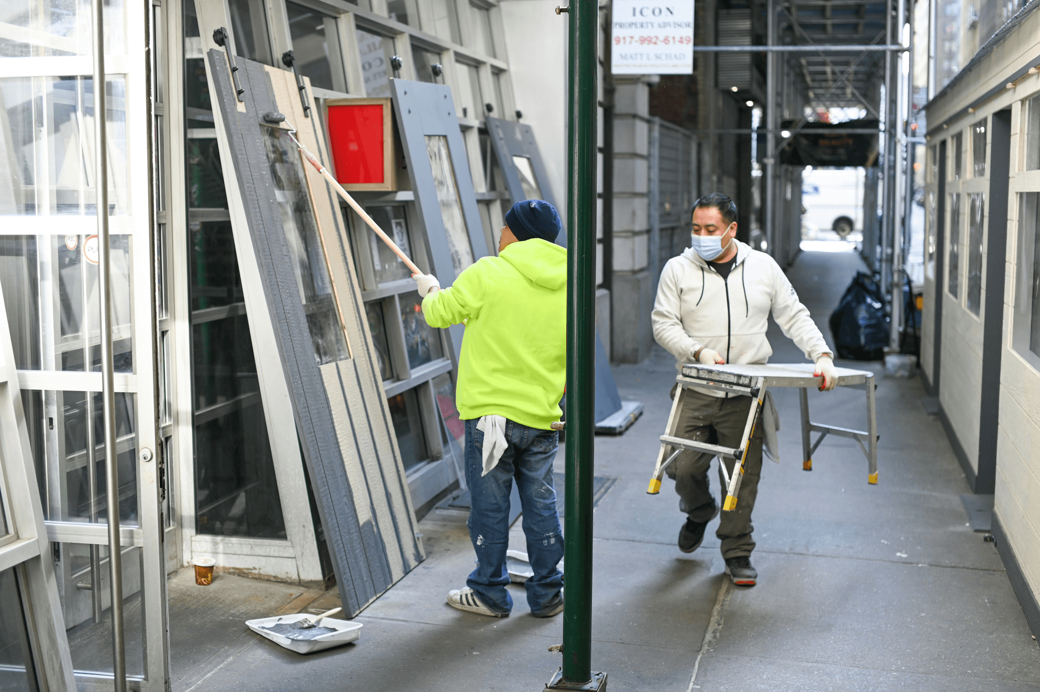 storefront window cost maintenance