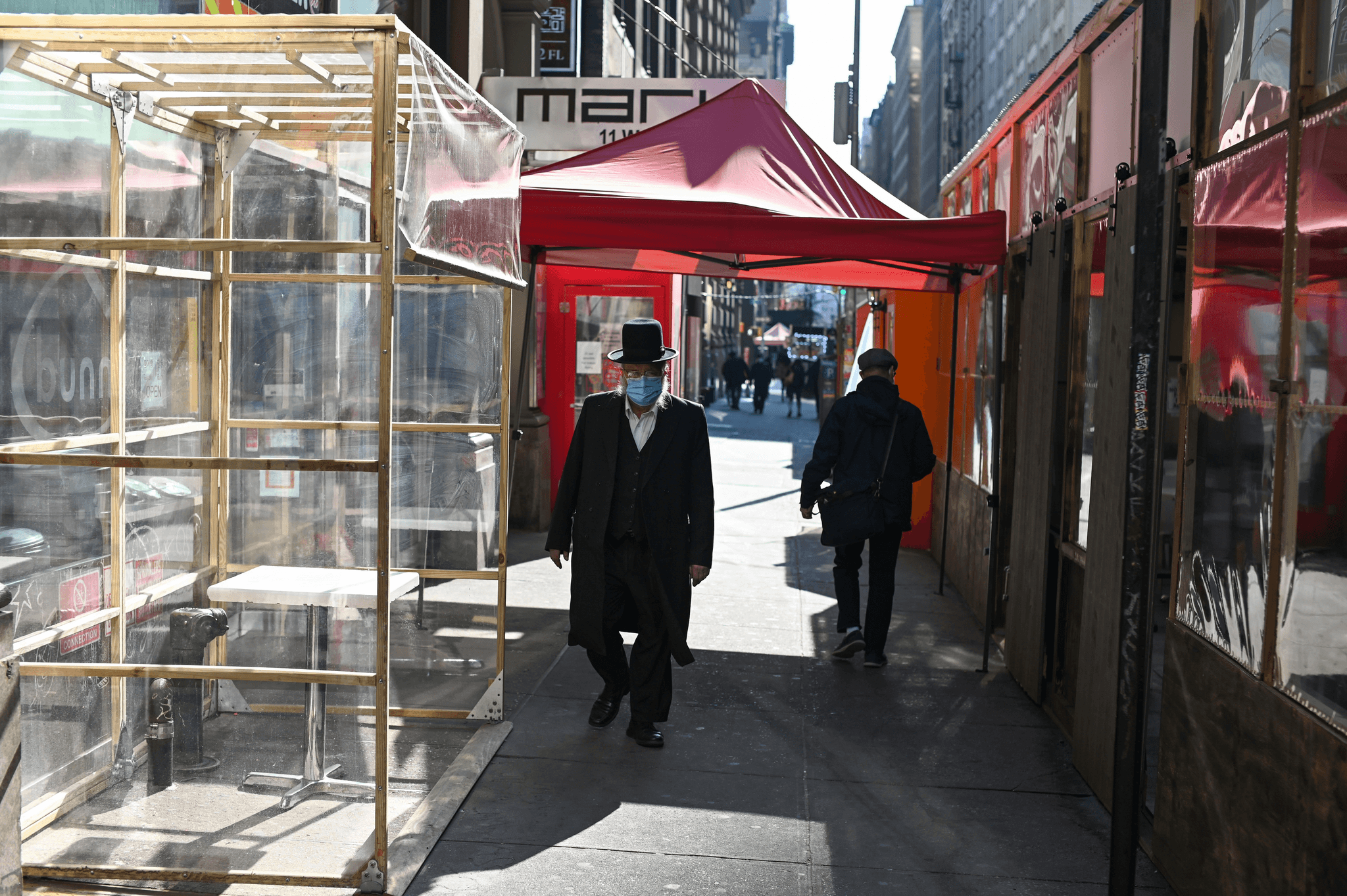 customized mobile guard booth designed by PreFab Inc.