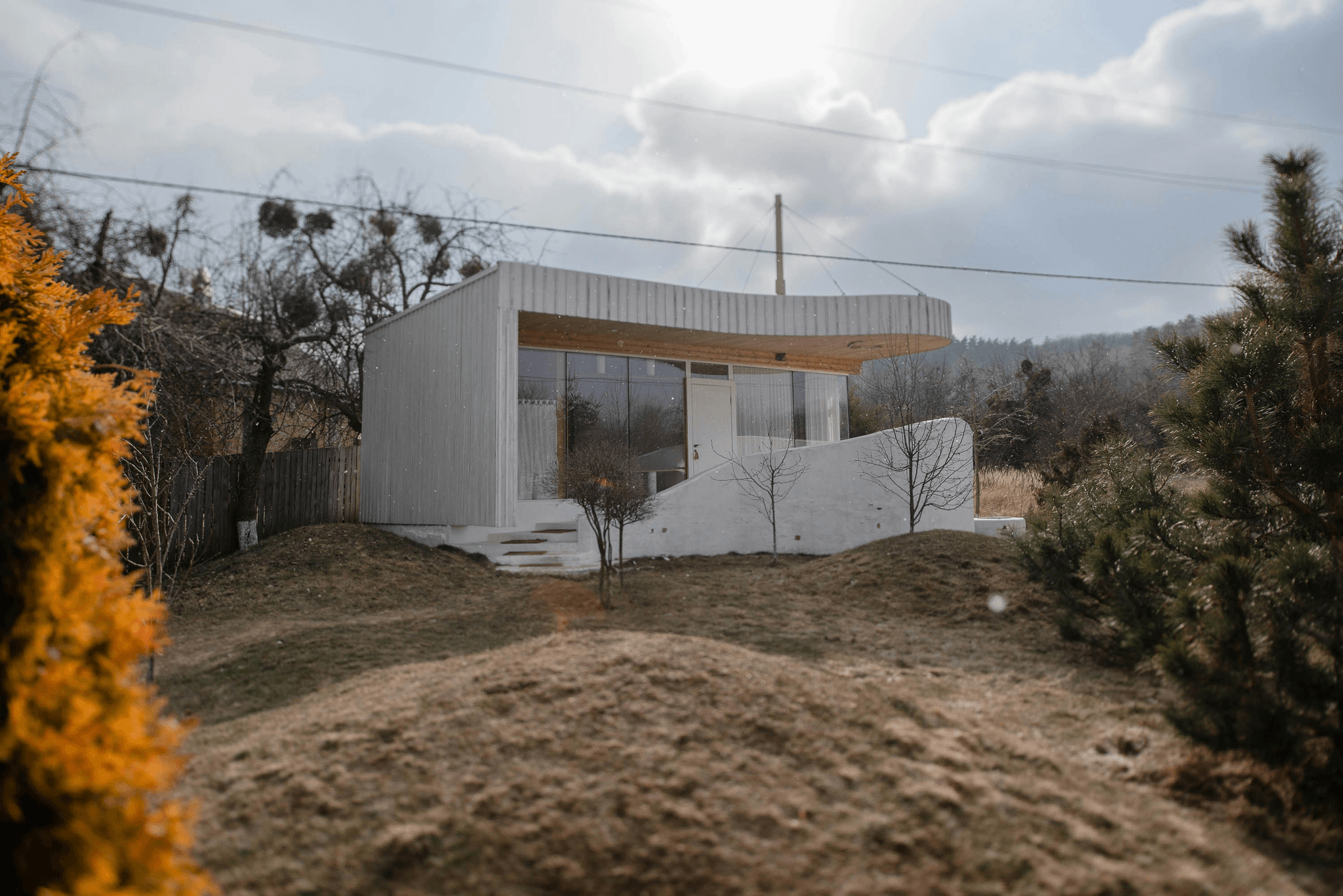 steel prefab construction site showcasing modern building techniques