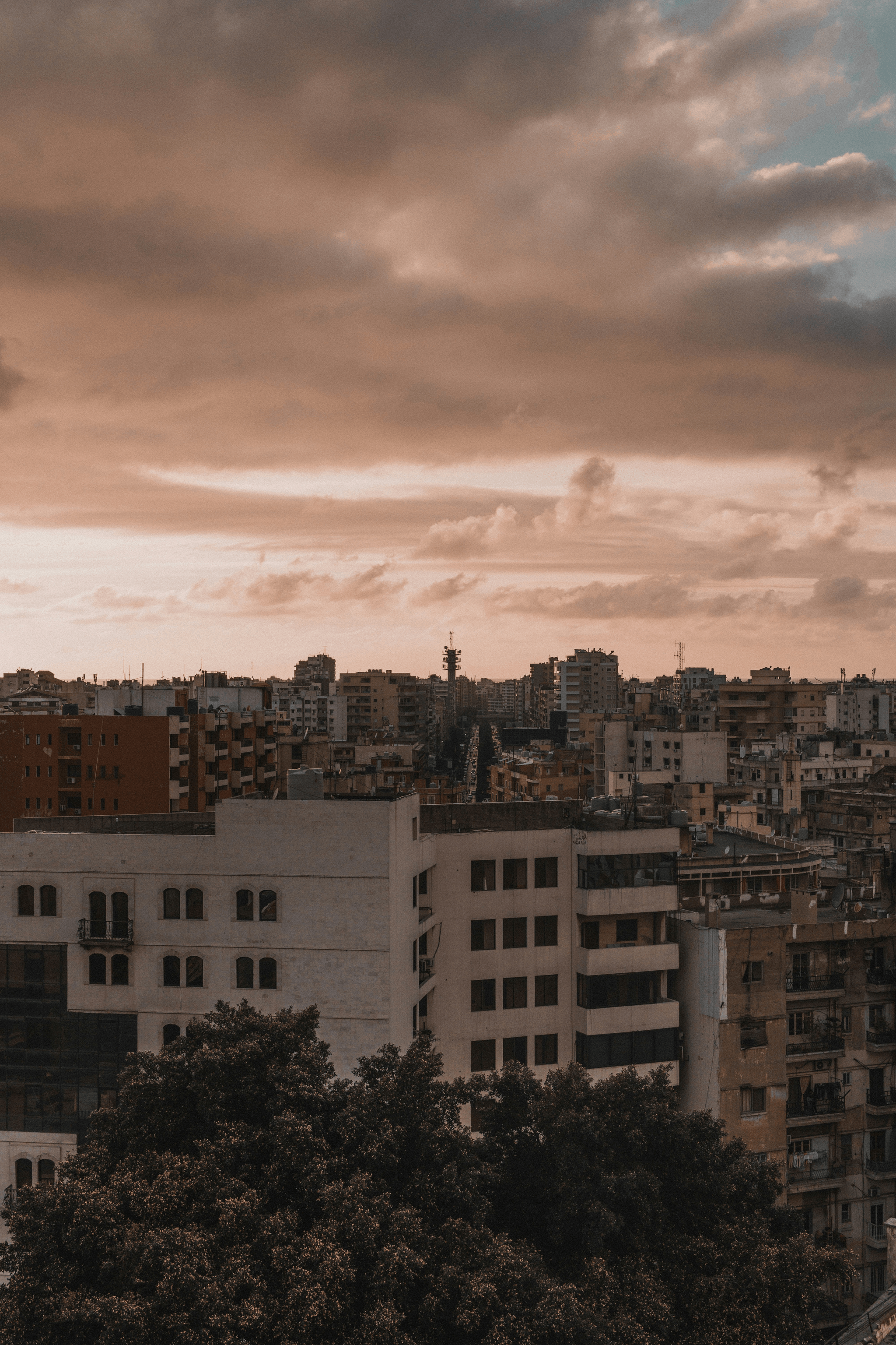 Innovative blast resistant buildings enhancing urban security