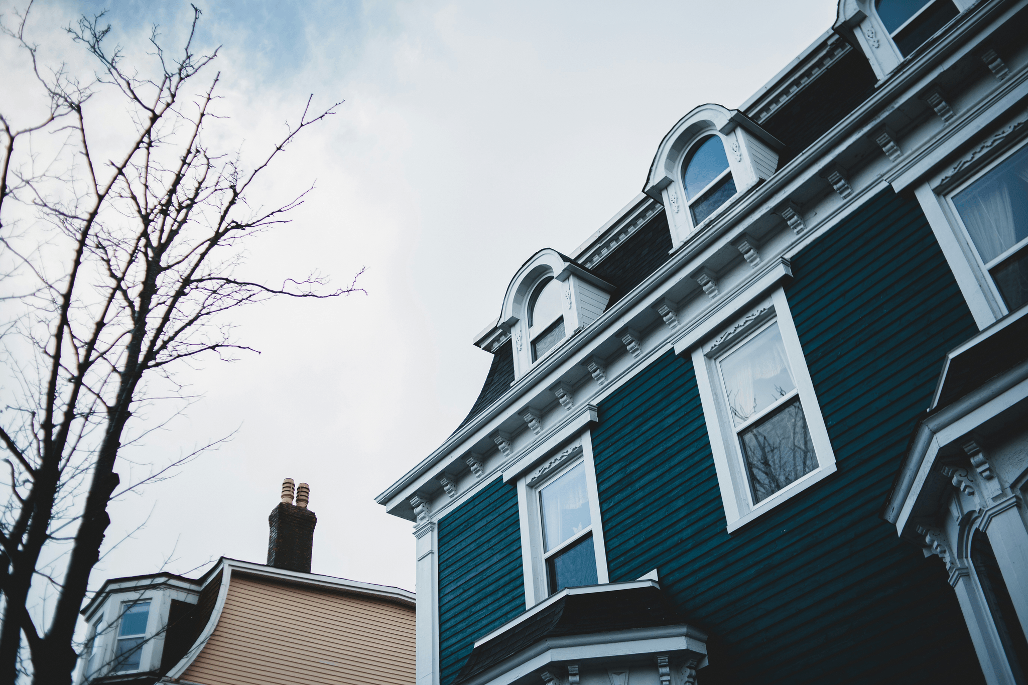 Energy-efficient homes comparison for sustainable living