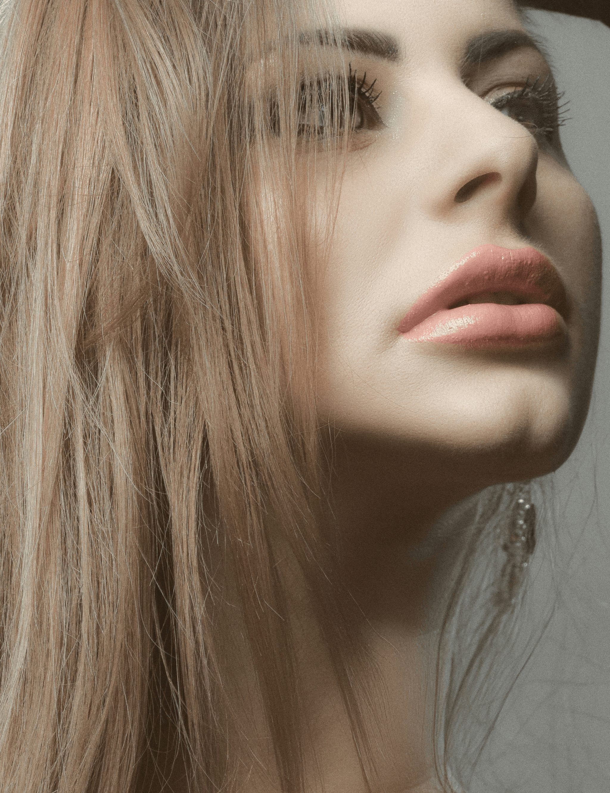 types of wig making comparison: wig vs toupee