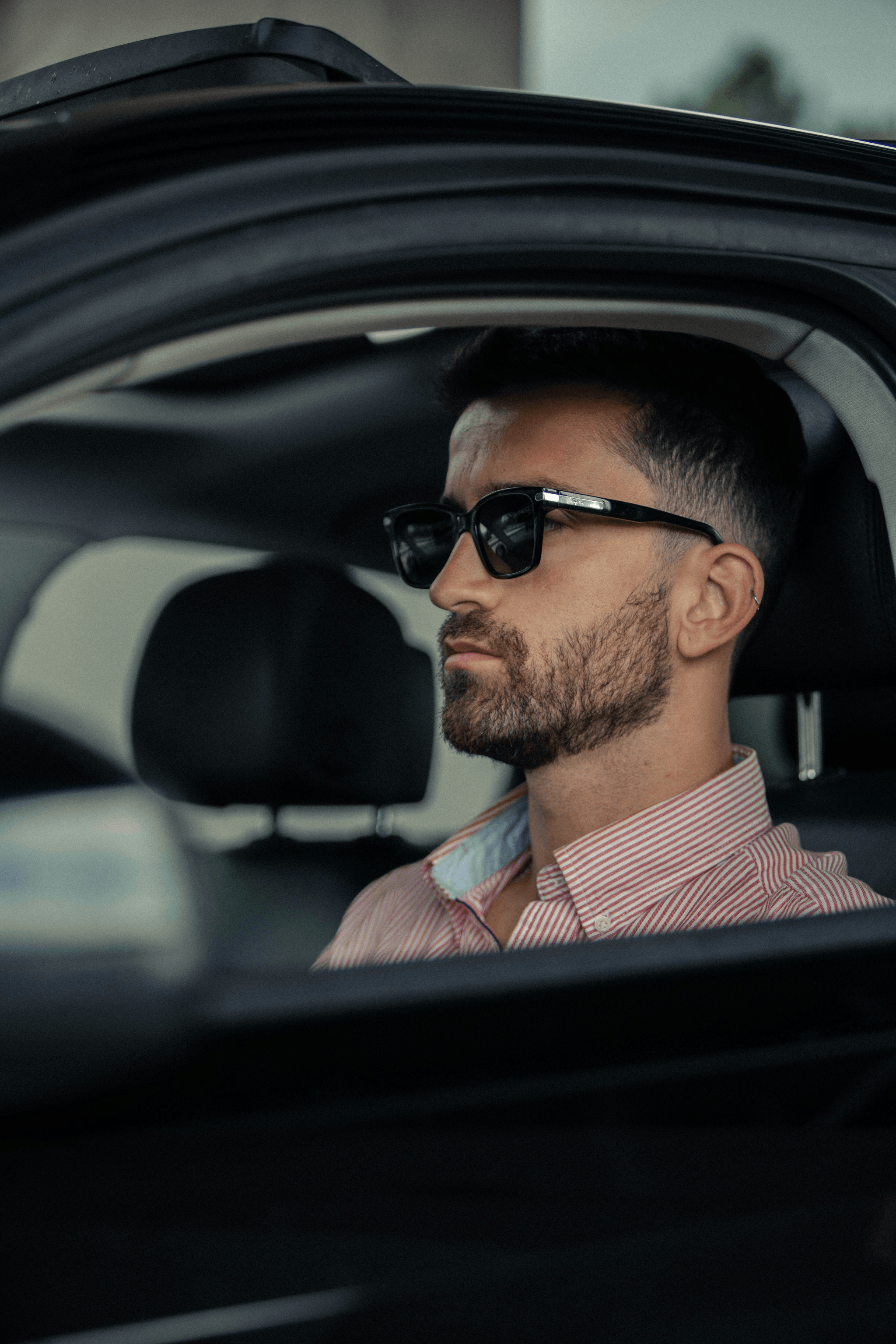 polarized sunglasses for driving enhance visibility and comfort