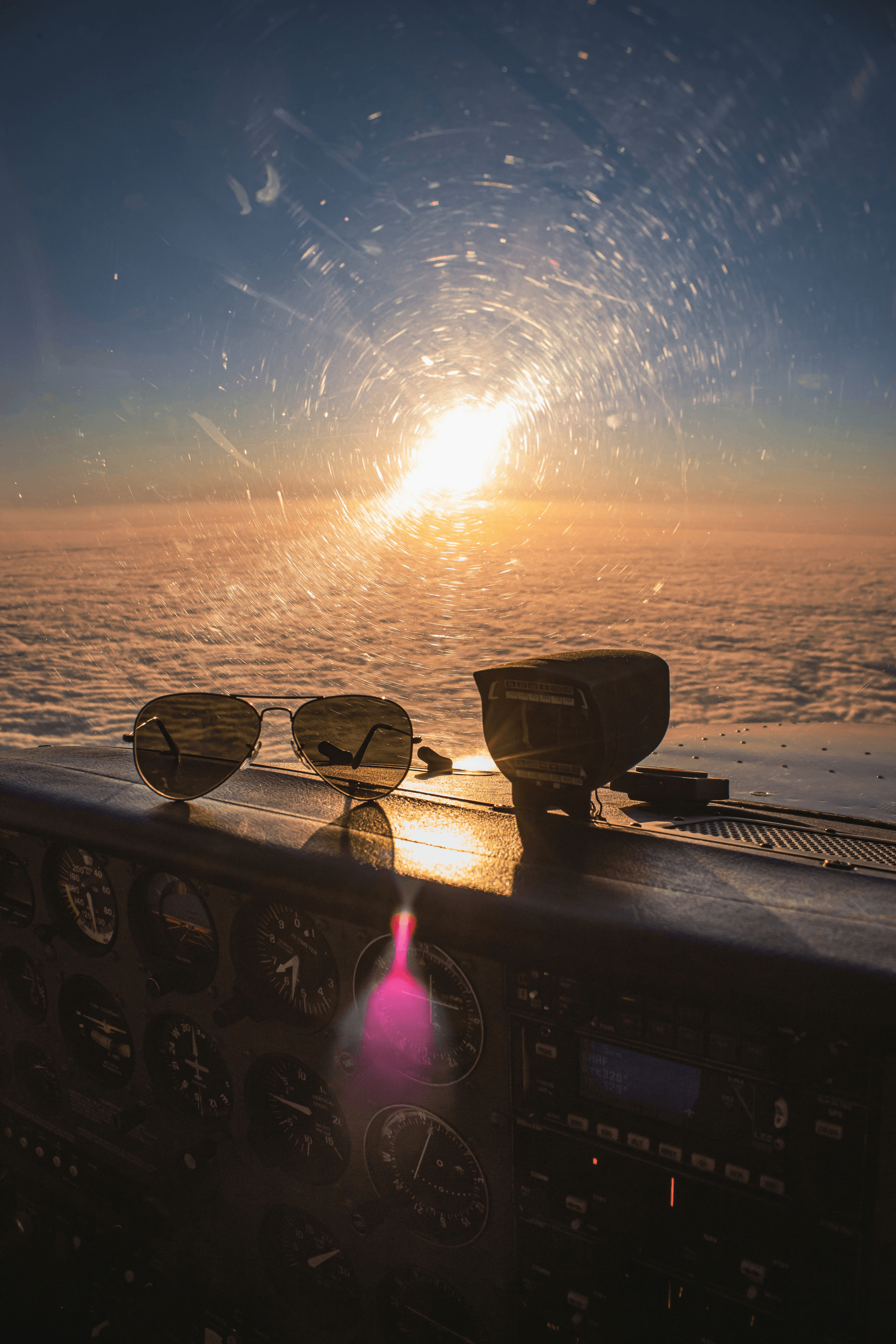 what do polarized sunglasses do when pilots choose non-polarized options
