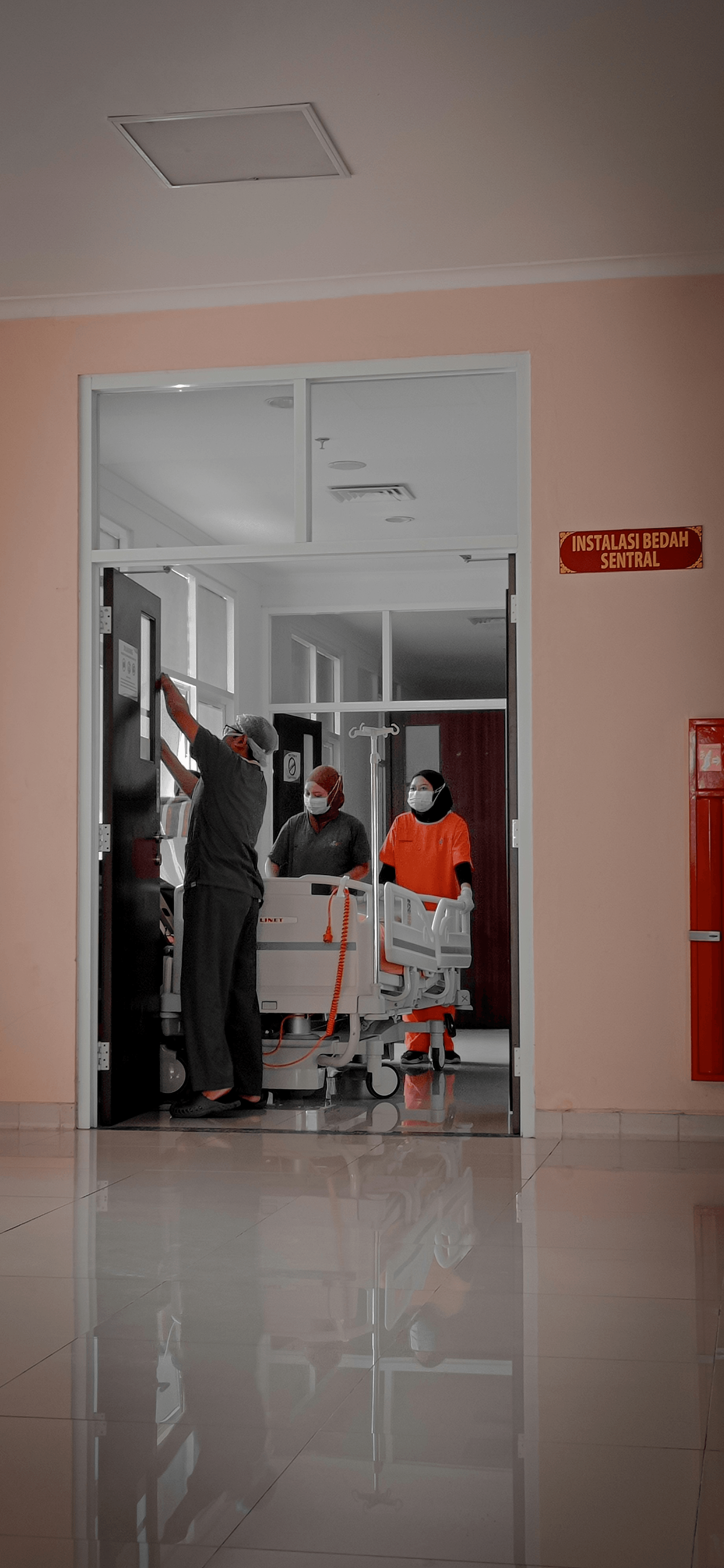 Schmidt Elevator Co. offers cutting-edge elevator and escalator solutions, redefining vertical transportation.