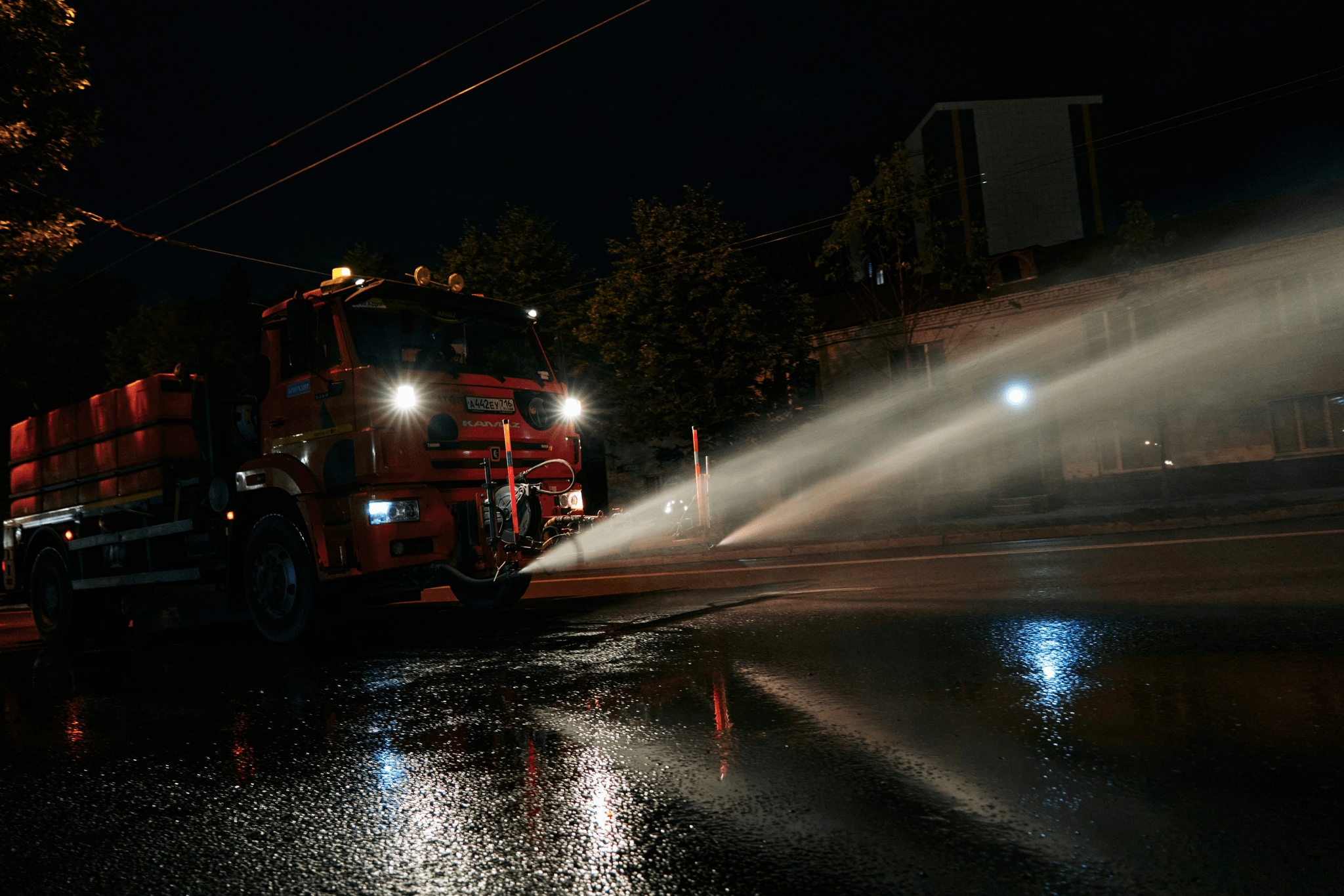 Haisen's innovative fire fighting foam vehicle ready for action.