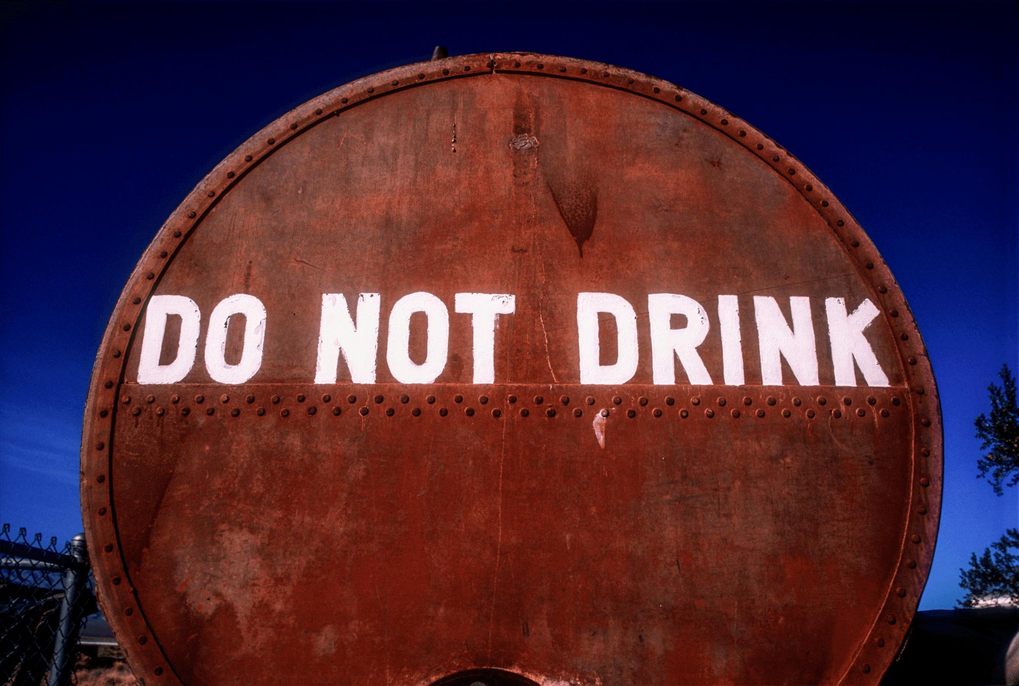 半夜腳趾痛到醒不過來？「痛風」自救方法｜淺顯易懂的行醫筆記｜療寮診所．板橋江子翠｜家醫科診所．健保一般科