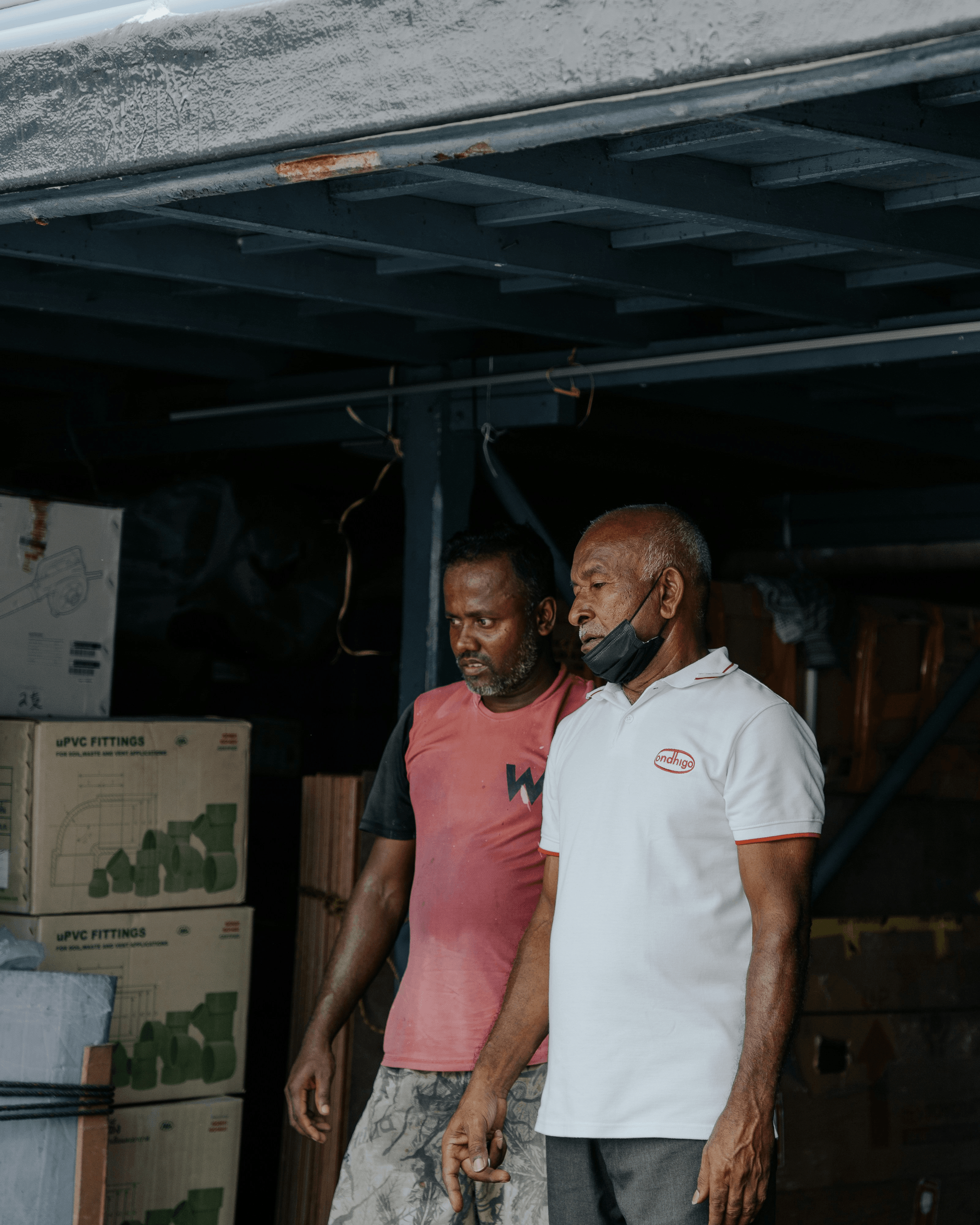 Using Shipping Containers to Build a House - Inspecting Quality Containers