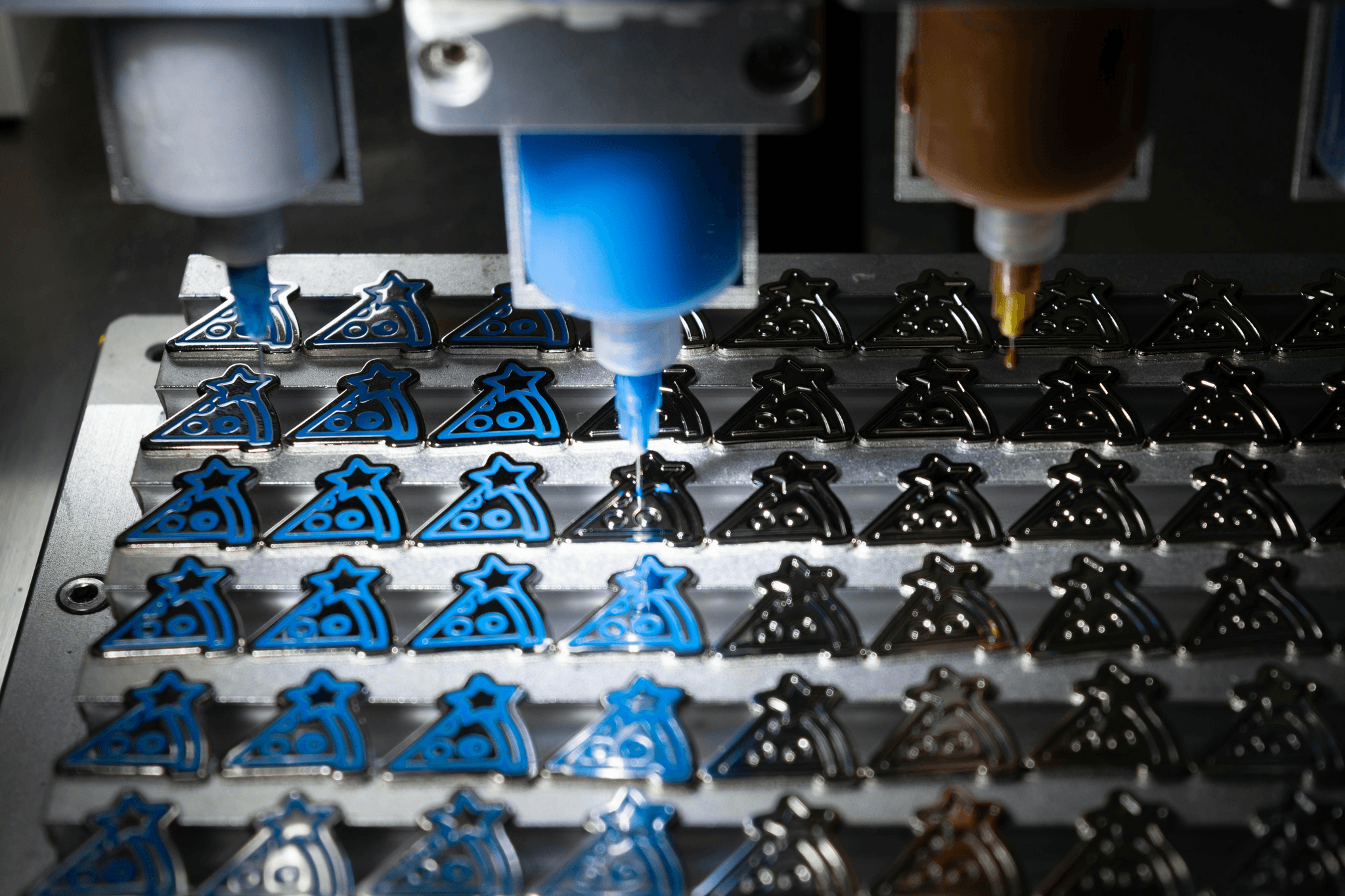 Different types of manufacturing solutions for personalized product development