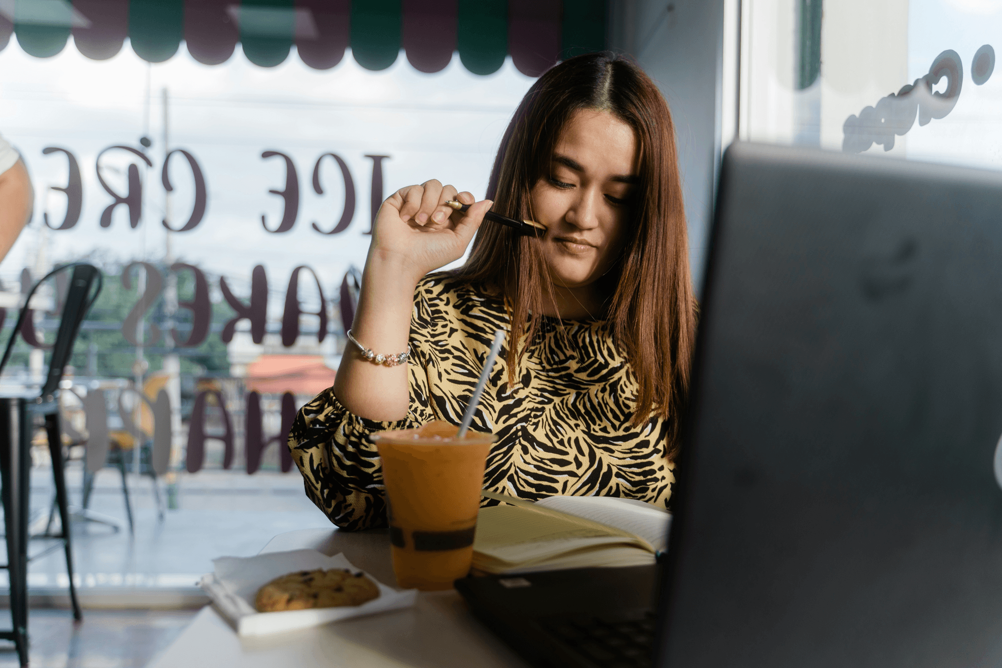 Online Marketer for Small Business