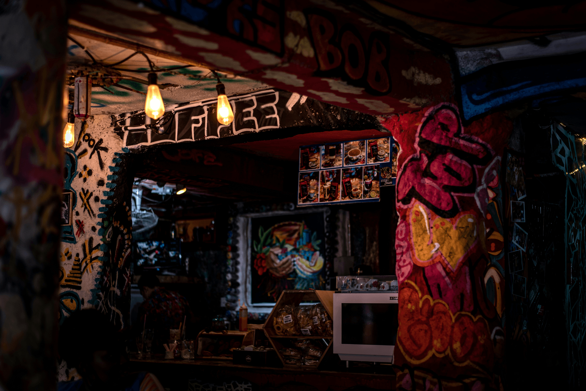 small container coffee shop design showcasing vibrant facade and creative elements