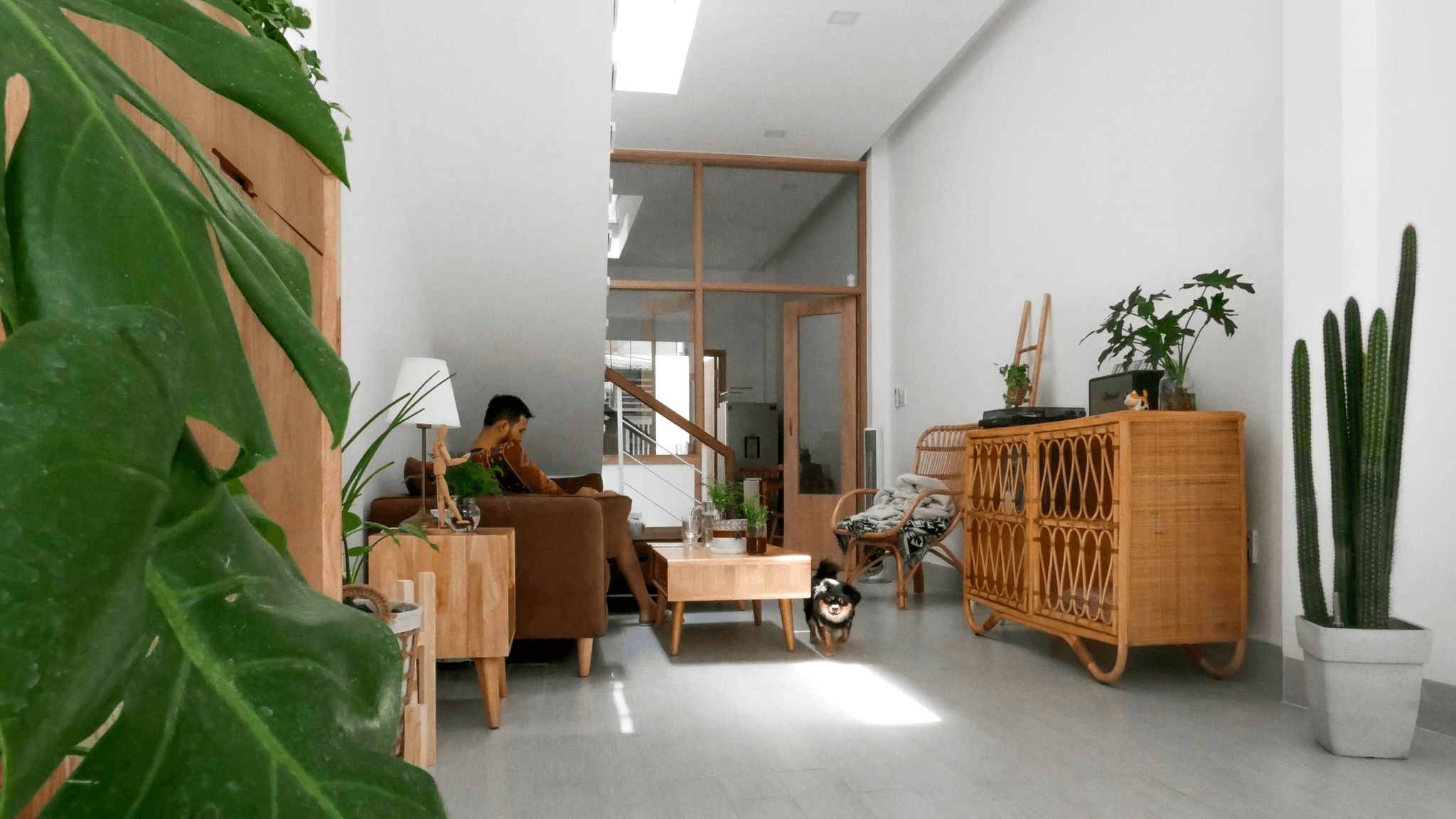 Environmentally conscious decor inside a container house