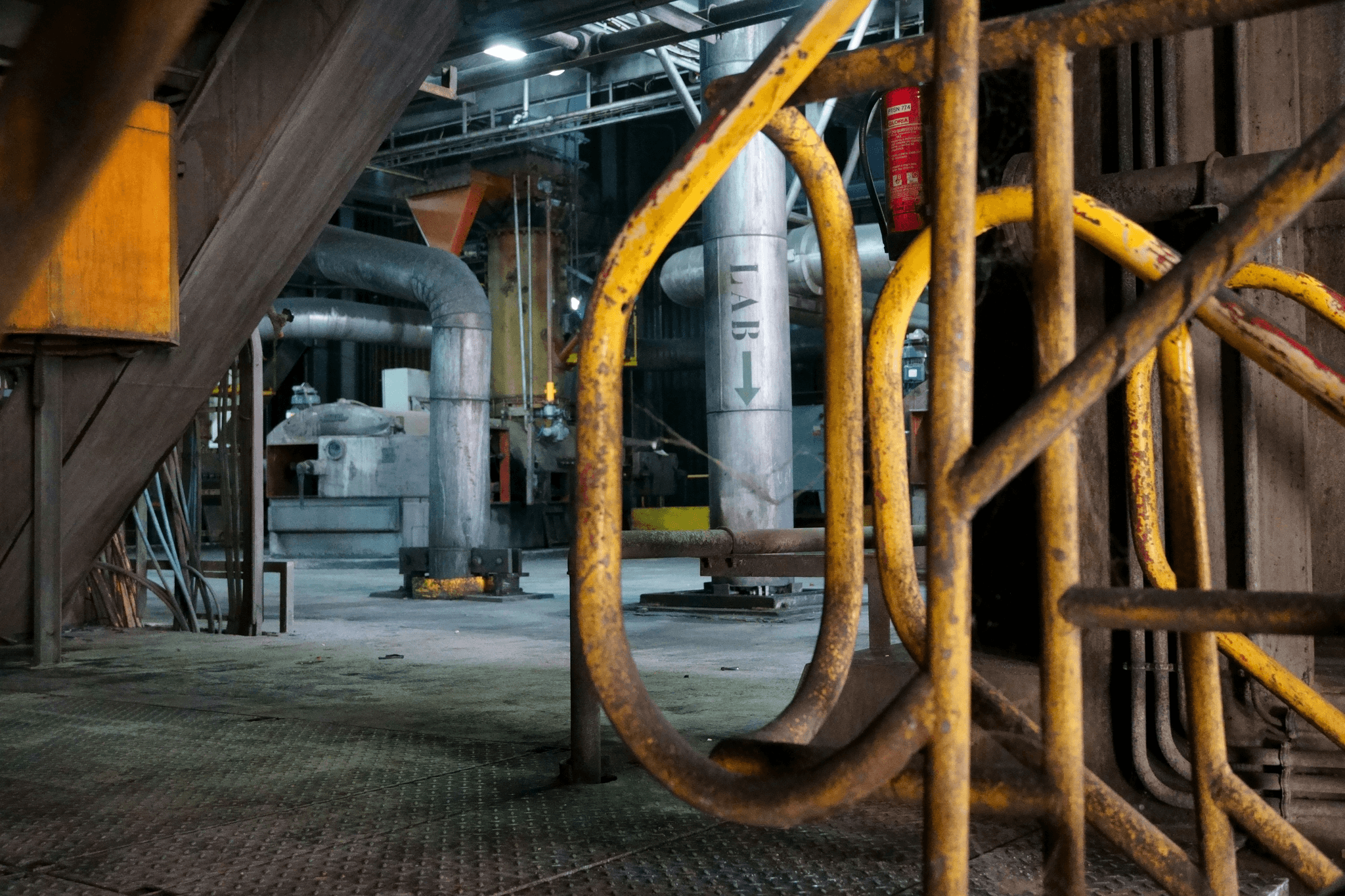 electric actuator valve operating efficiently in modern factory environment