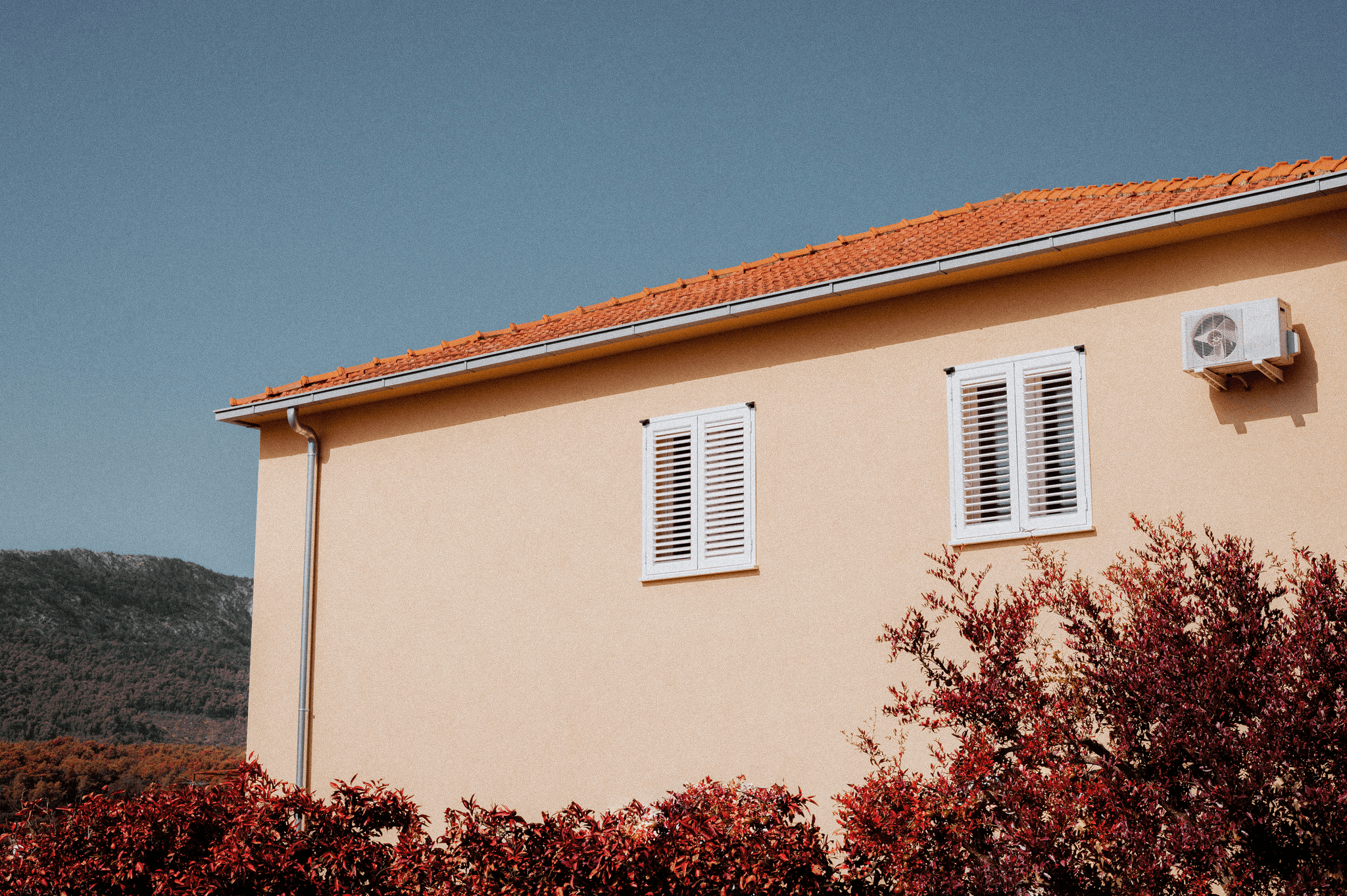 Inspecting quality before buying prefabricated house