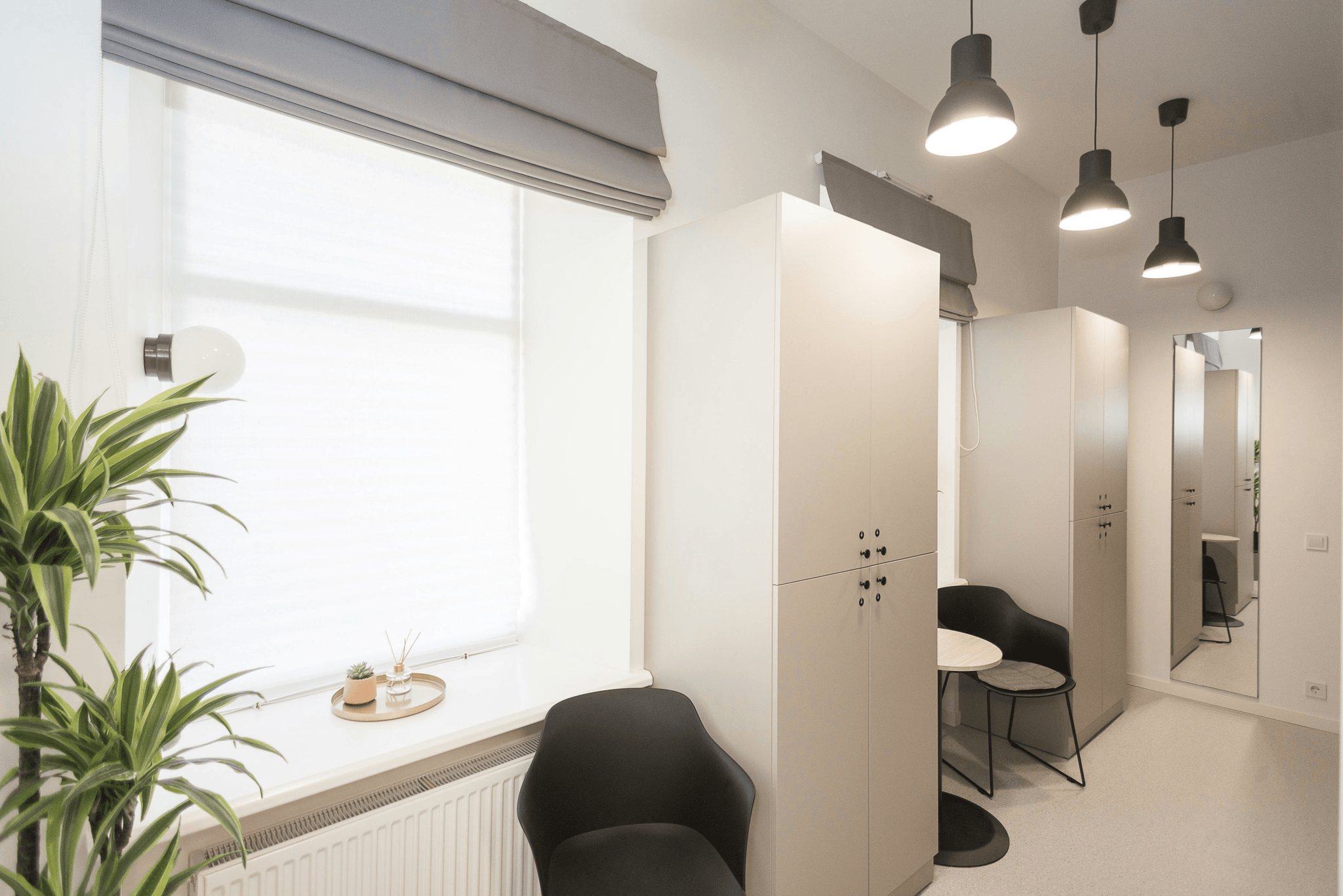 capsule hotel near me offers unique sleeping experiences.