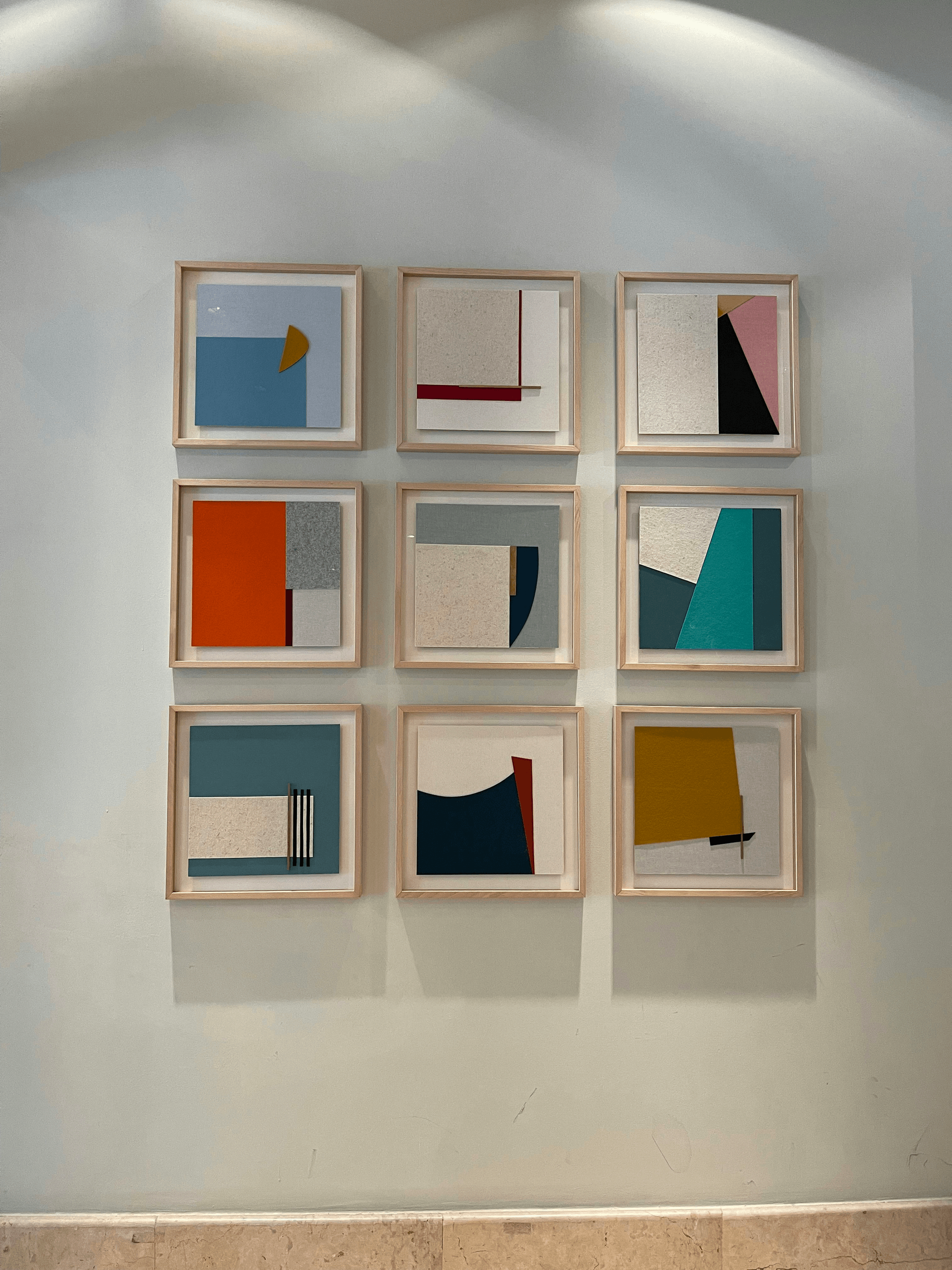 Creating a gallery wall in dopamine decor living room