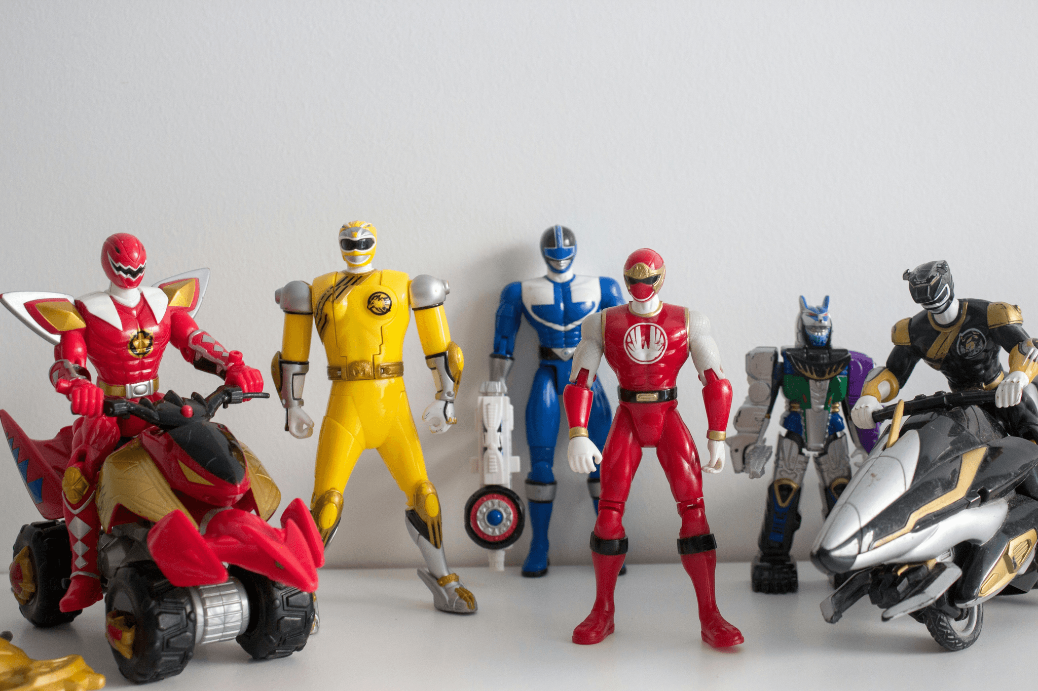 Power Rangers collectibles from top toy companies by SSOURCING INC.