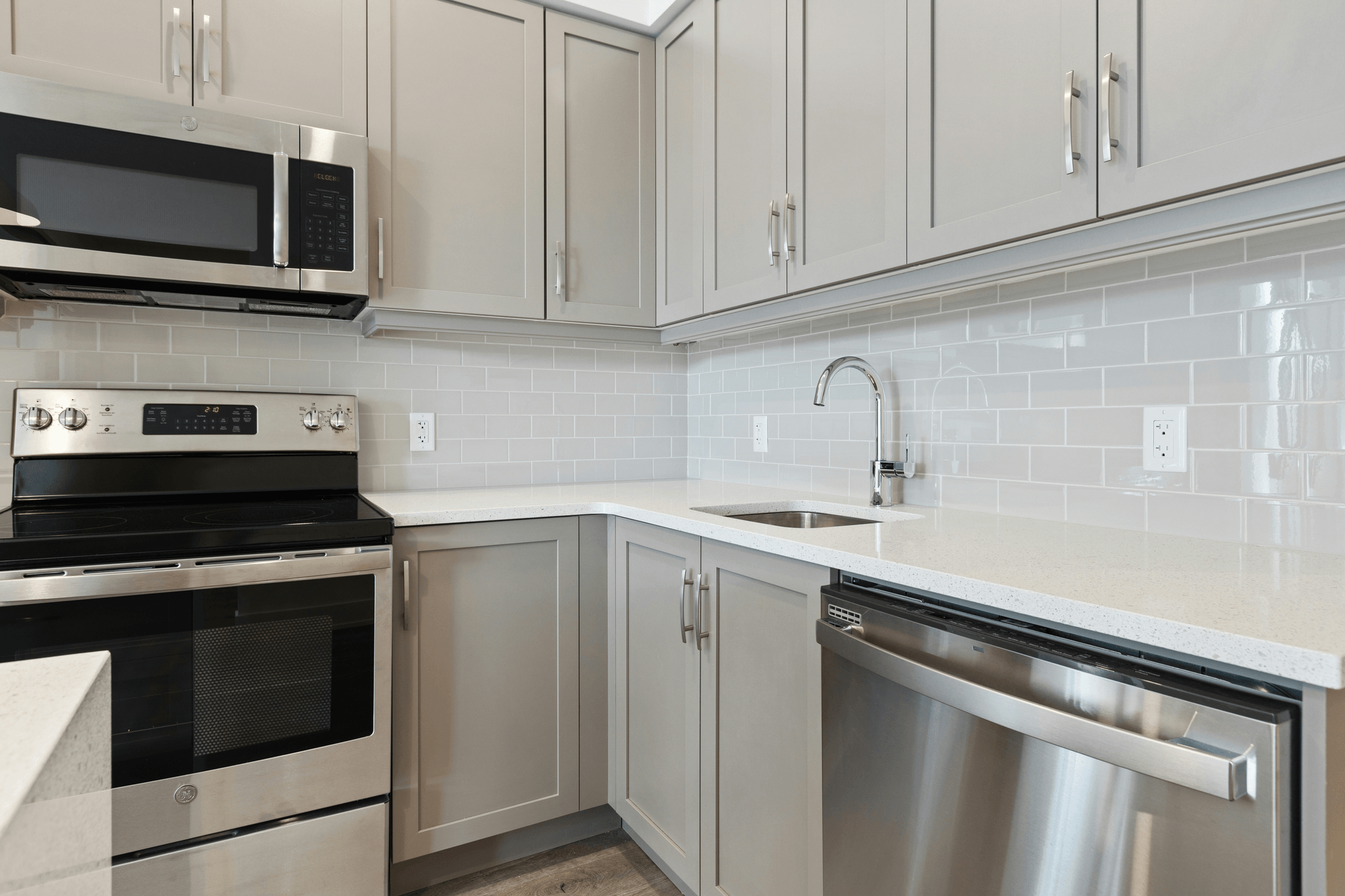 Sleek stainless steel metal kitchen cabinets