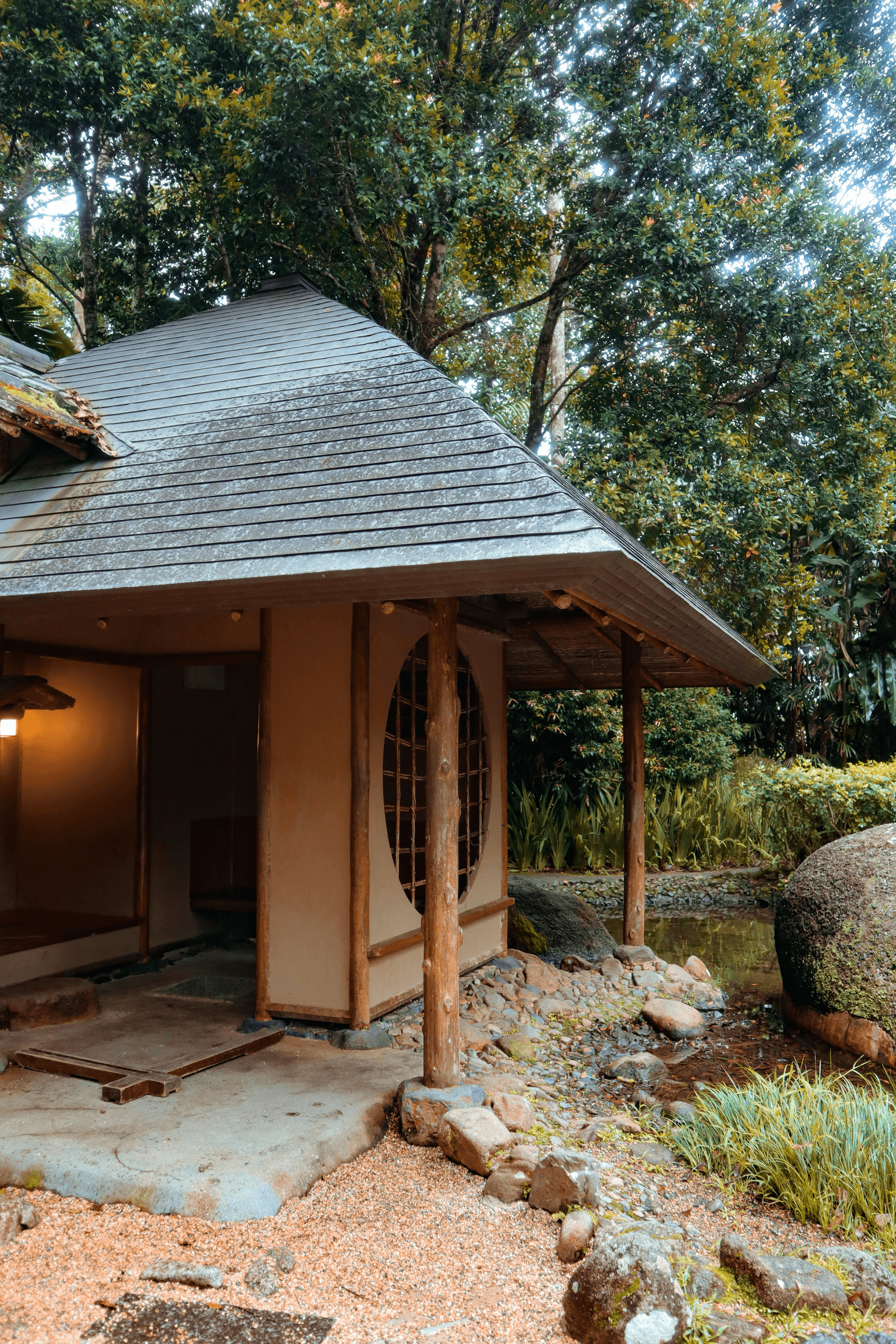 modern prefab cottage exterior design