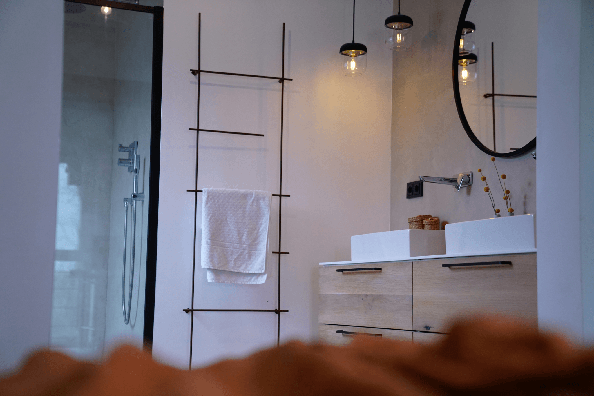 Bathroom Accessories Inspection focusing on aesthetic features